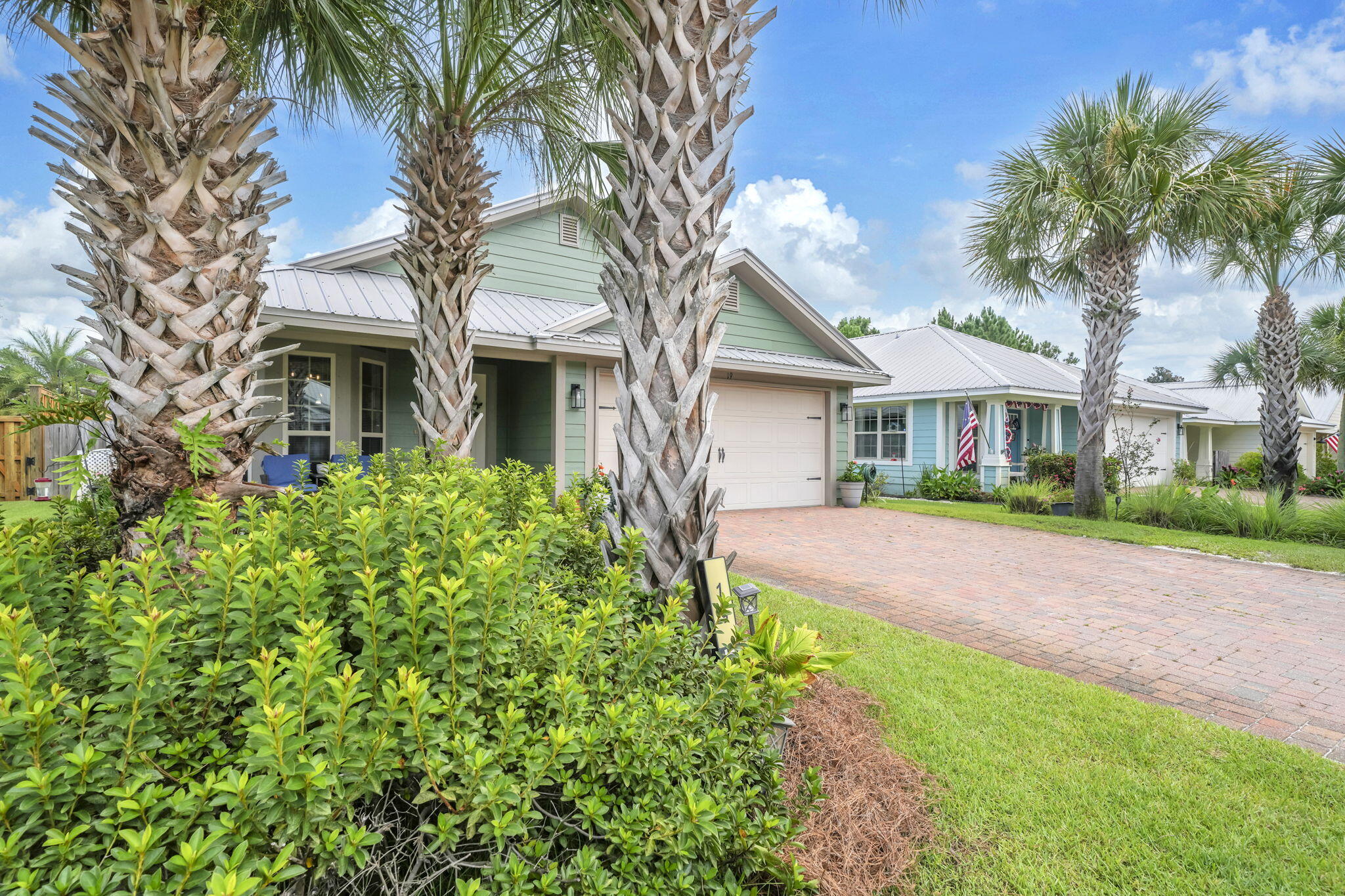 EAGLE BAY - Residential