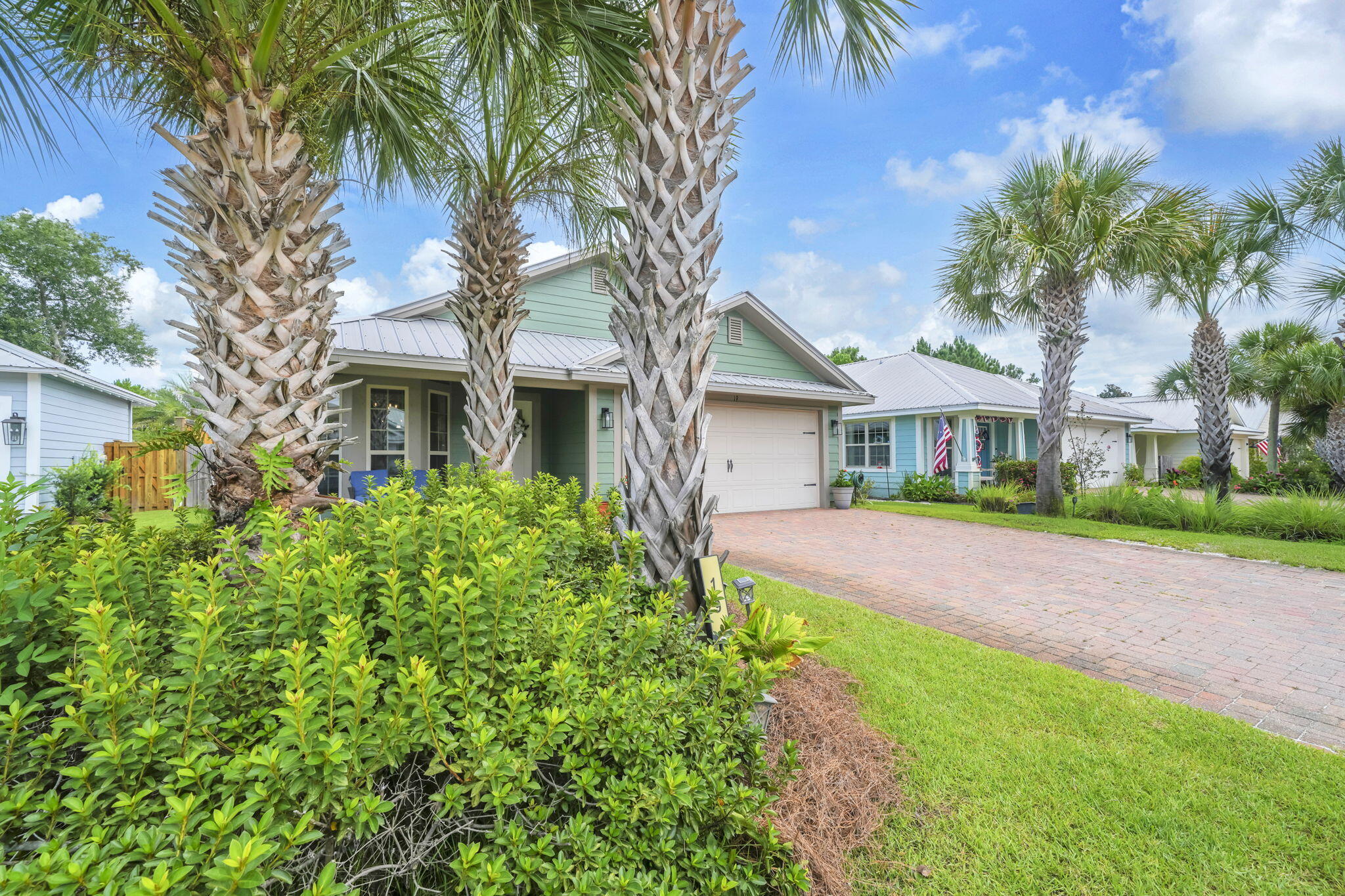 EAGLE BAY - Residential