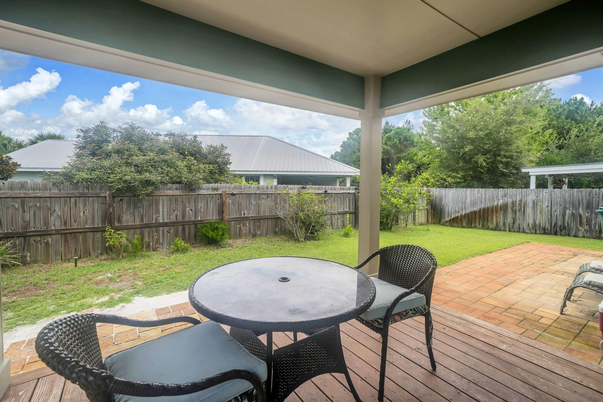 EAGLE BAY - Residential