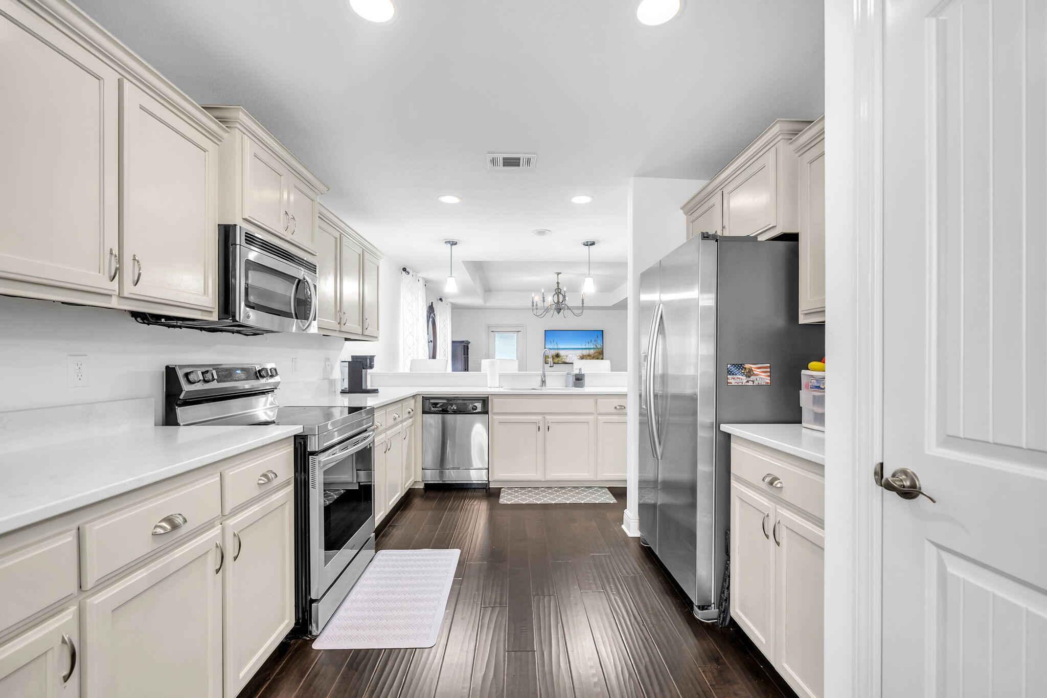 EAGLE BAY - Residential