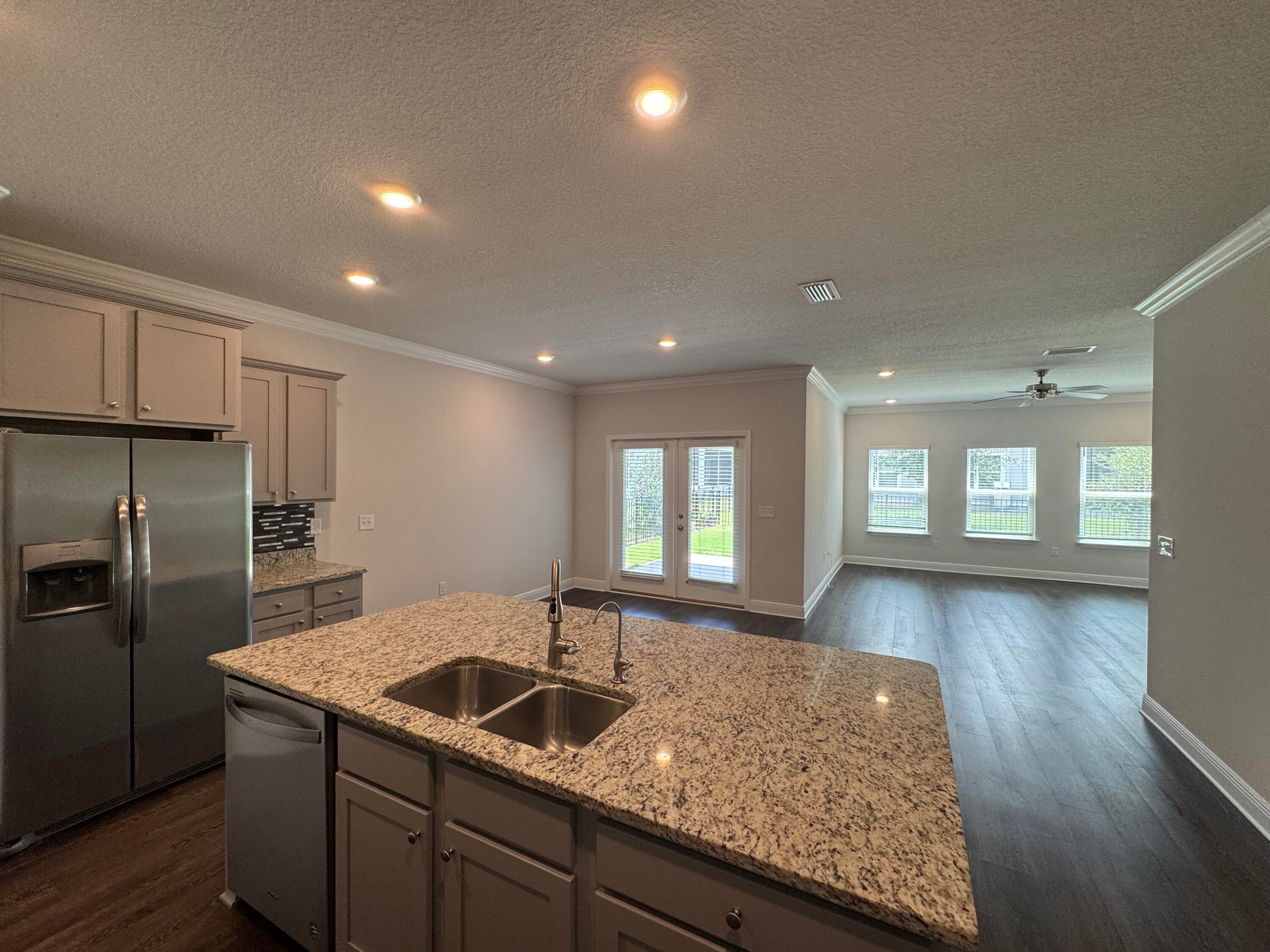 HAMMOCK BAY - FIREFLY - Residential Lease