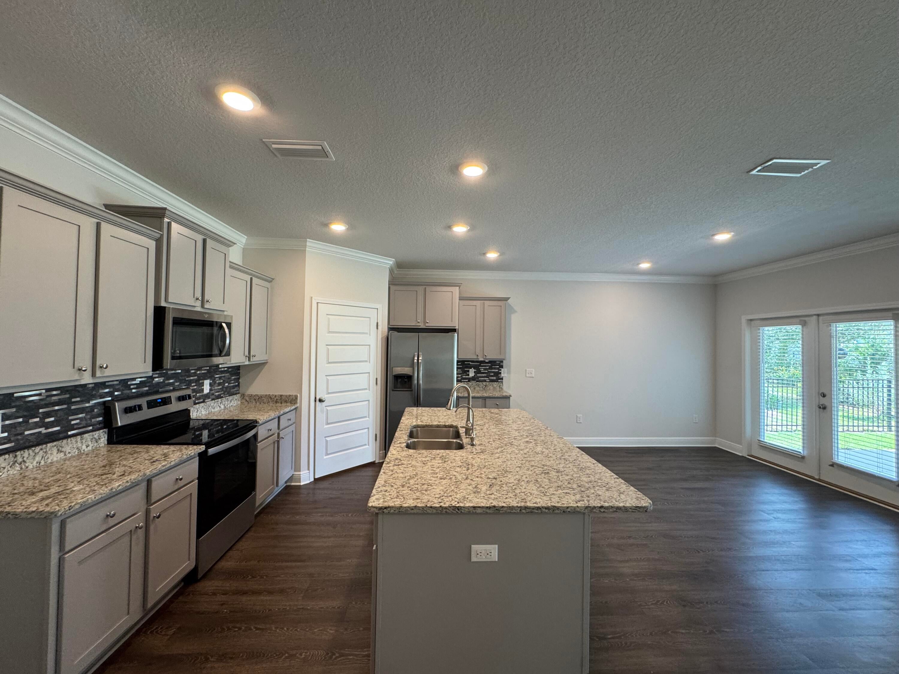 HAMMOCK BAY - FIREFLY - Residential Lease