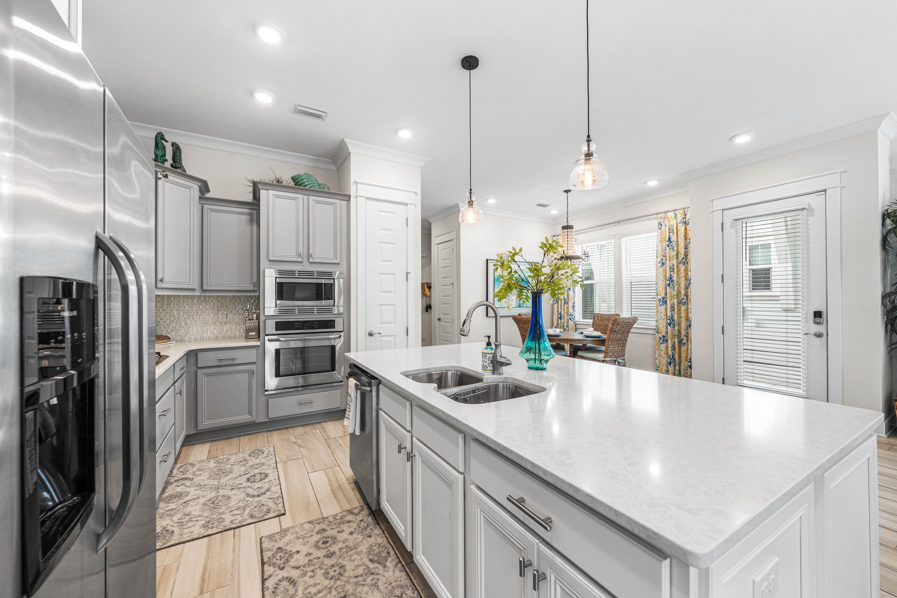 PROMINENCE - Residential