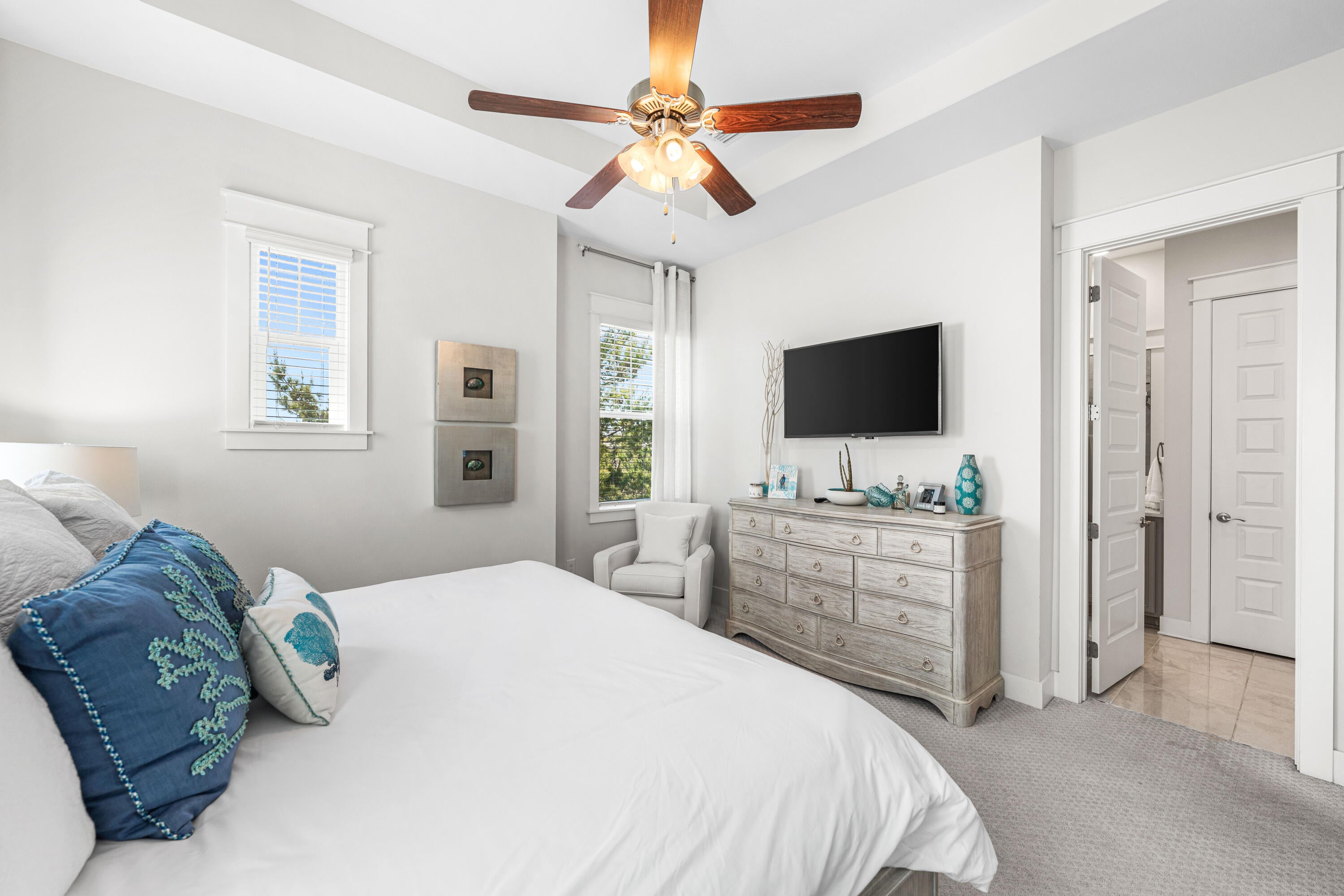 PROMINENCE - Residential