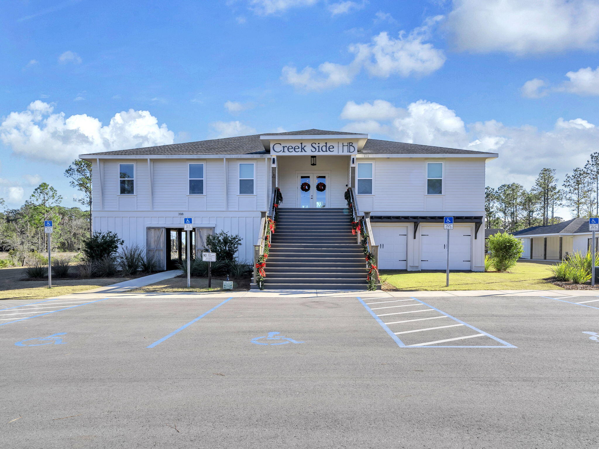 HAMMOCK BAY - Residential