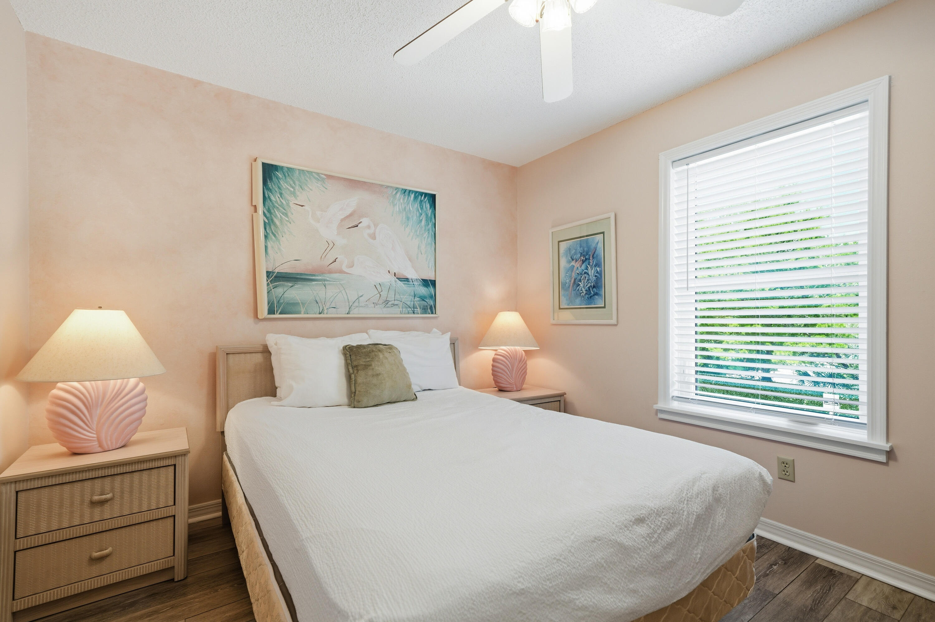BEACHWOOD VILLAS CONDO - Residential