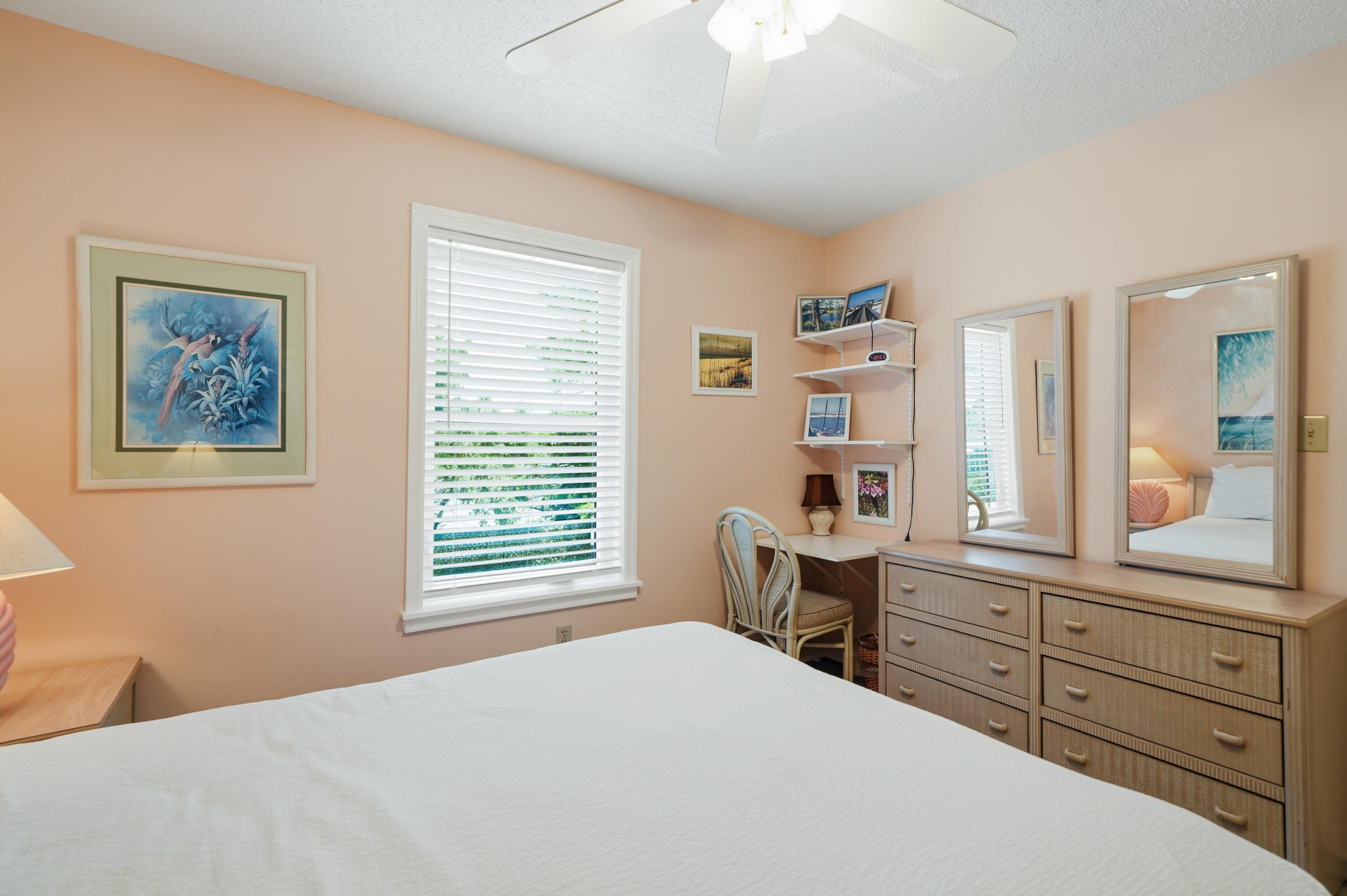 BEACHWOOD VILLAS CONDO - Residential