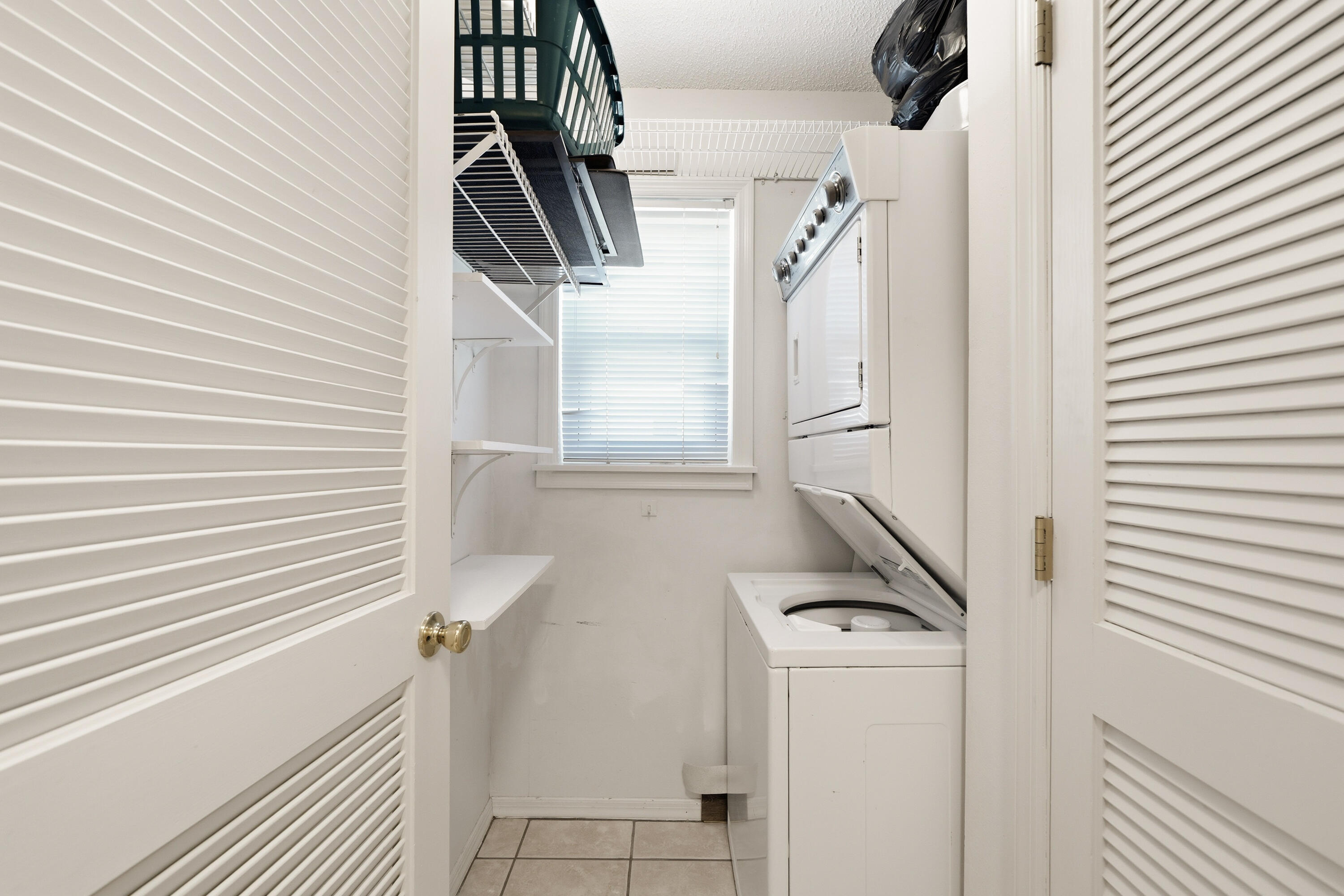 BEACHWOOD VILLAS CONDO - Residential