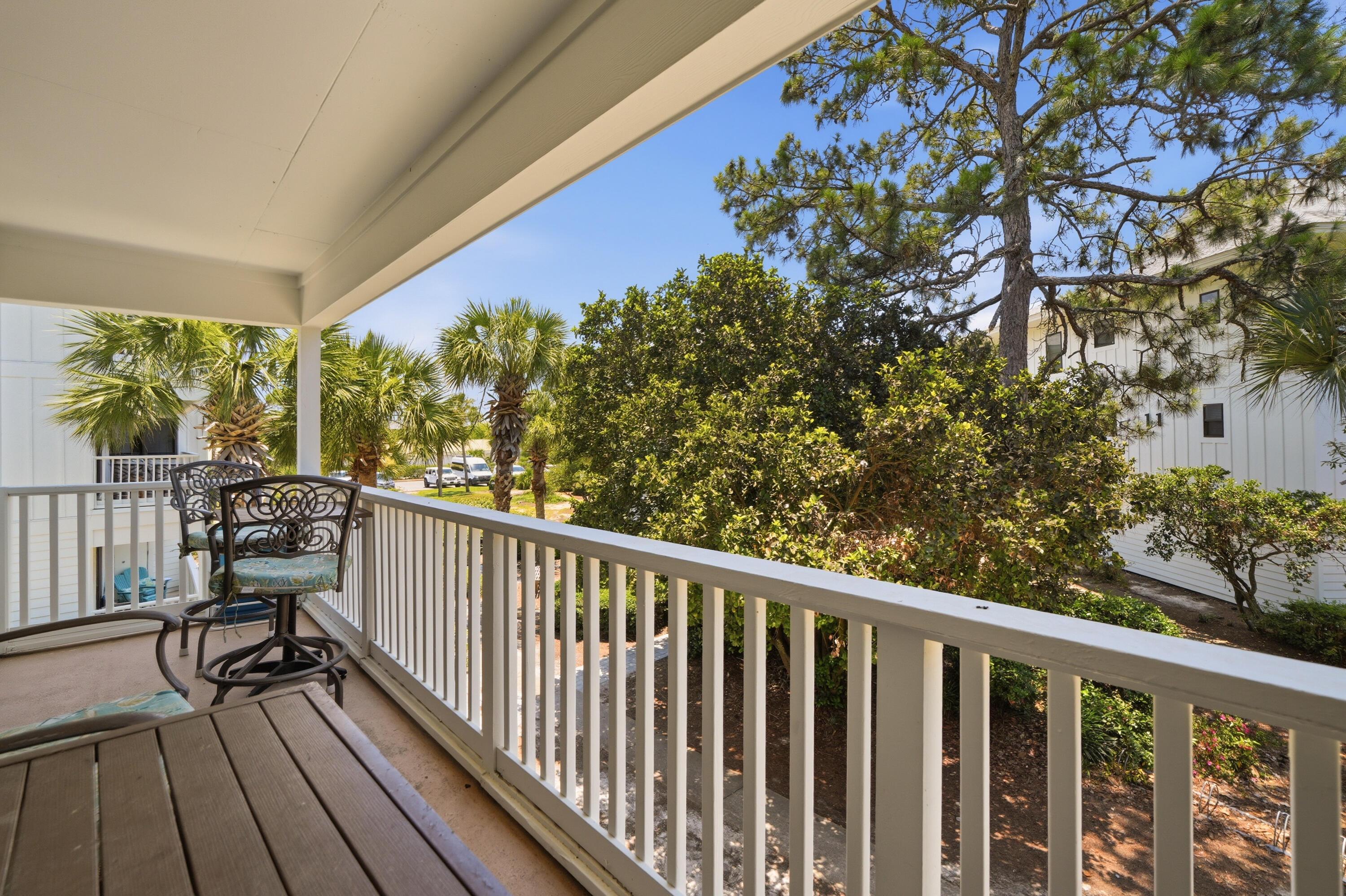 BEACHWOOD VILLAS CONDO - Residential