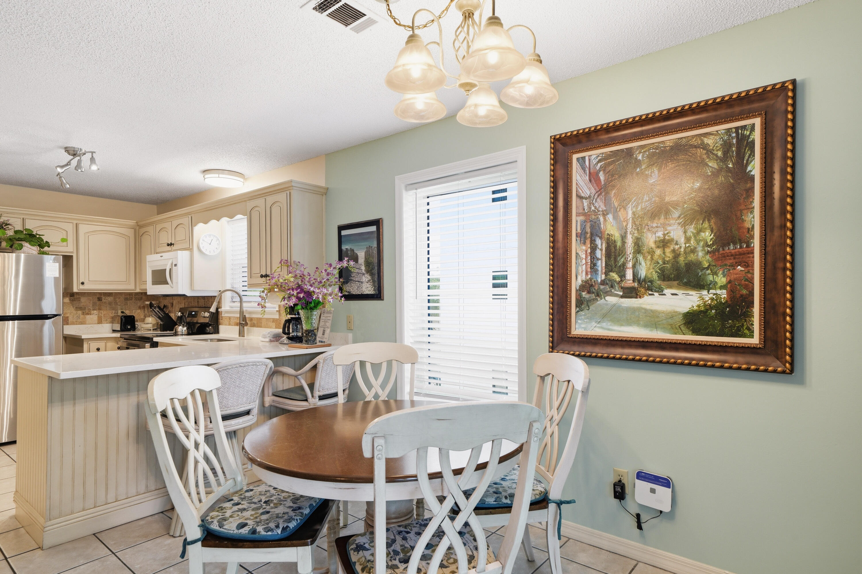 BEACHWOOD VILLAS CONDO - Residential