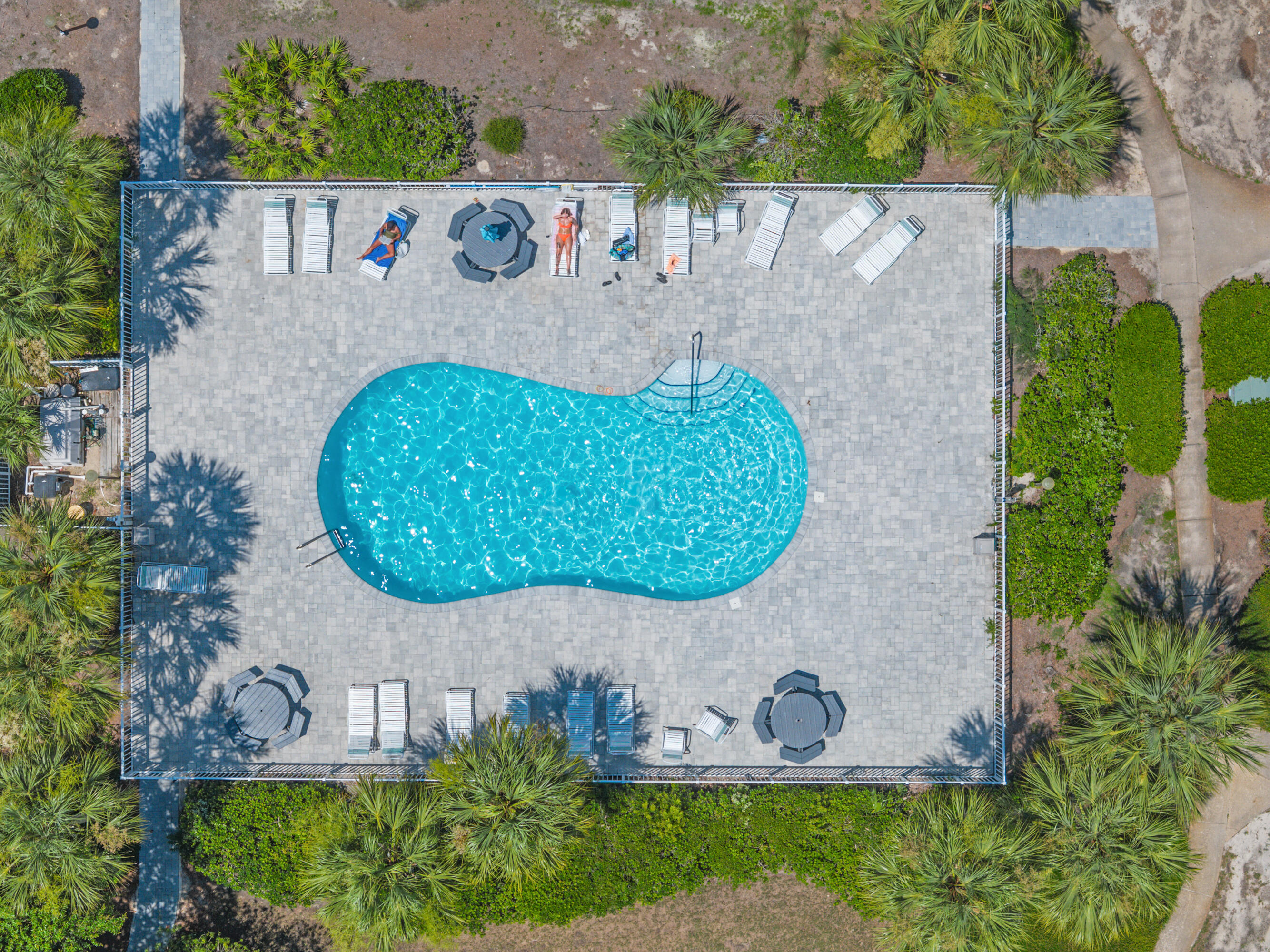 BEACHWOOD VILLAS CONDO - Residential