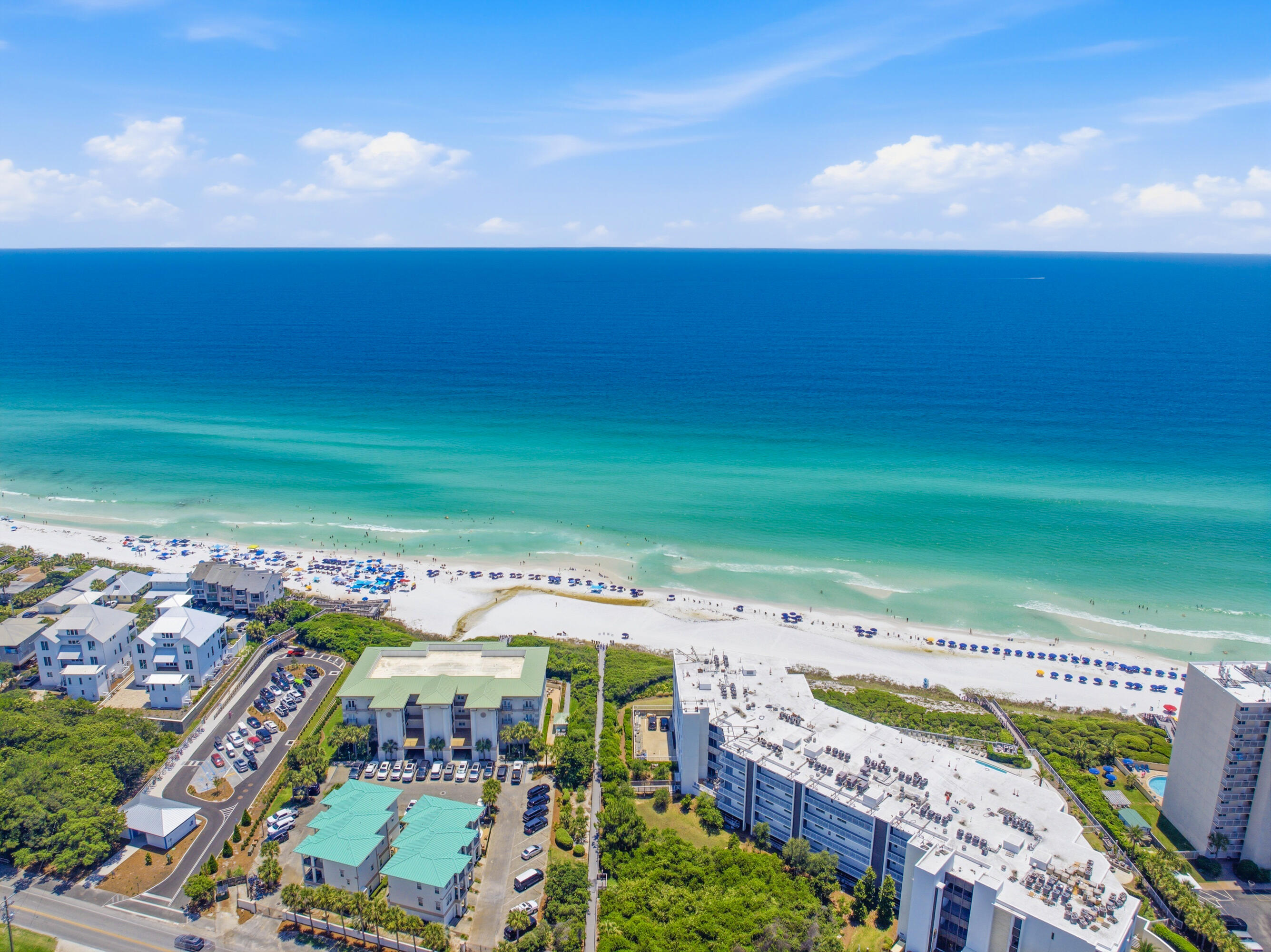 BEACHWOOD VILLAS CONDO - Residential