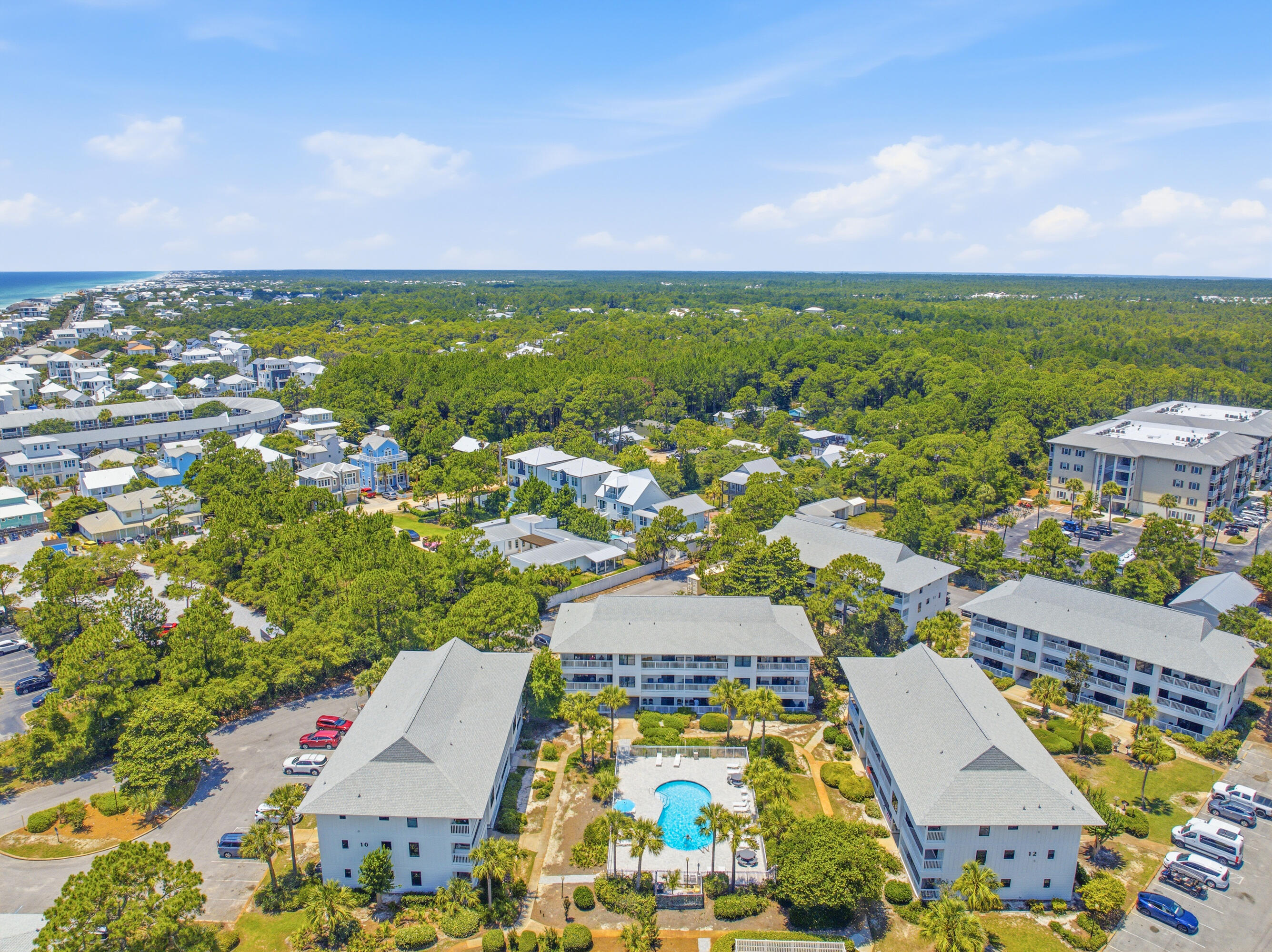 BEACHWOOD VILLAS CONDO - Residential