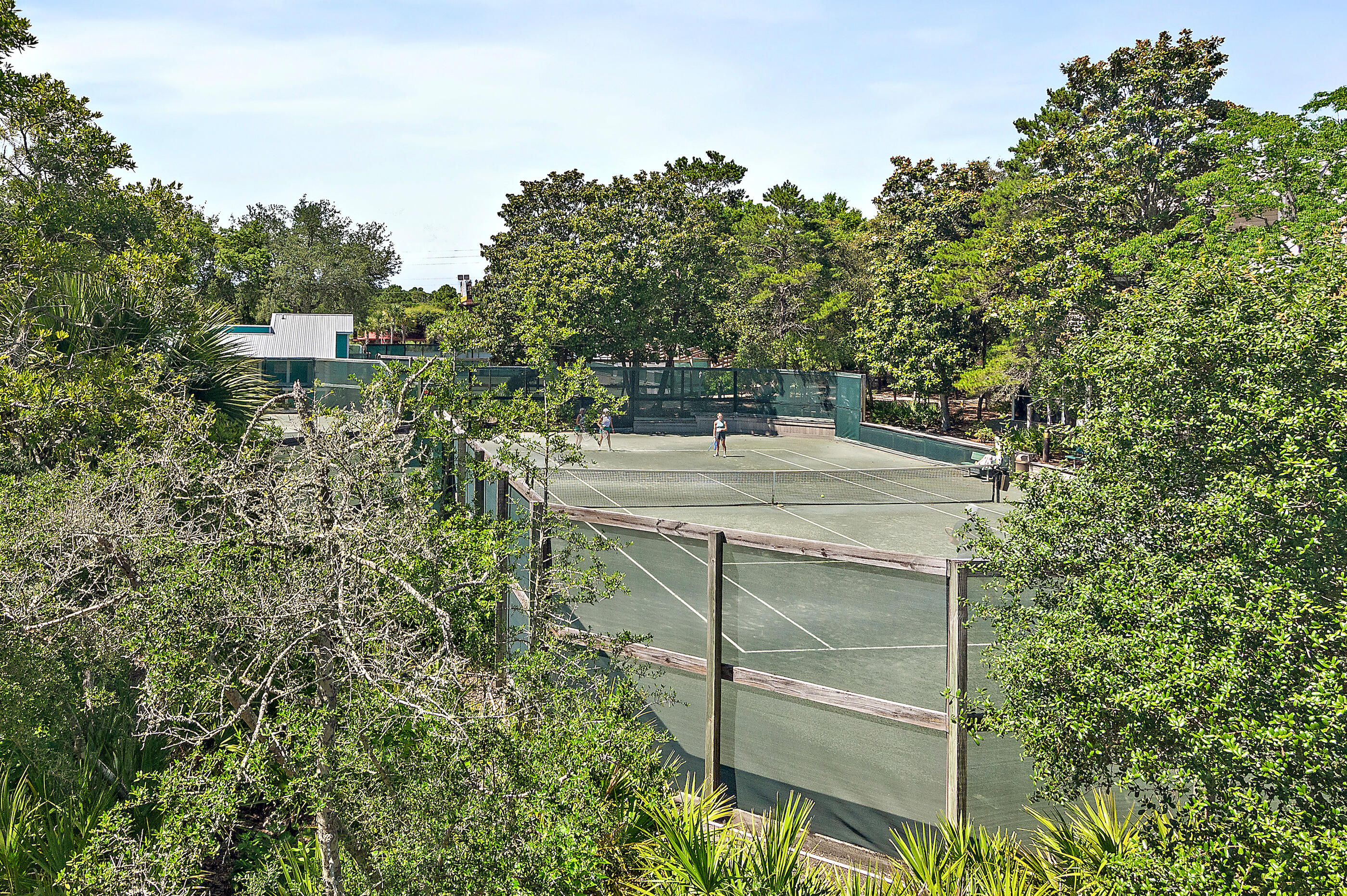 HIDDEN DUNES BEACH COTTAGES - Residential