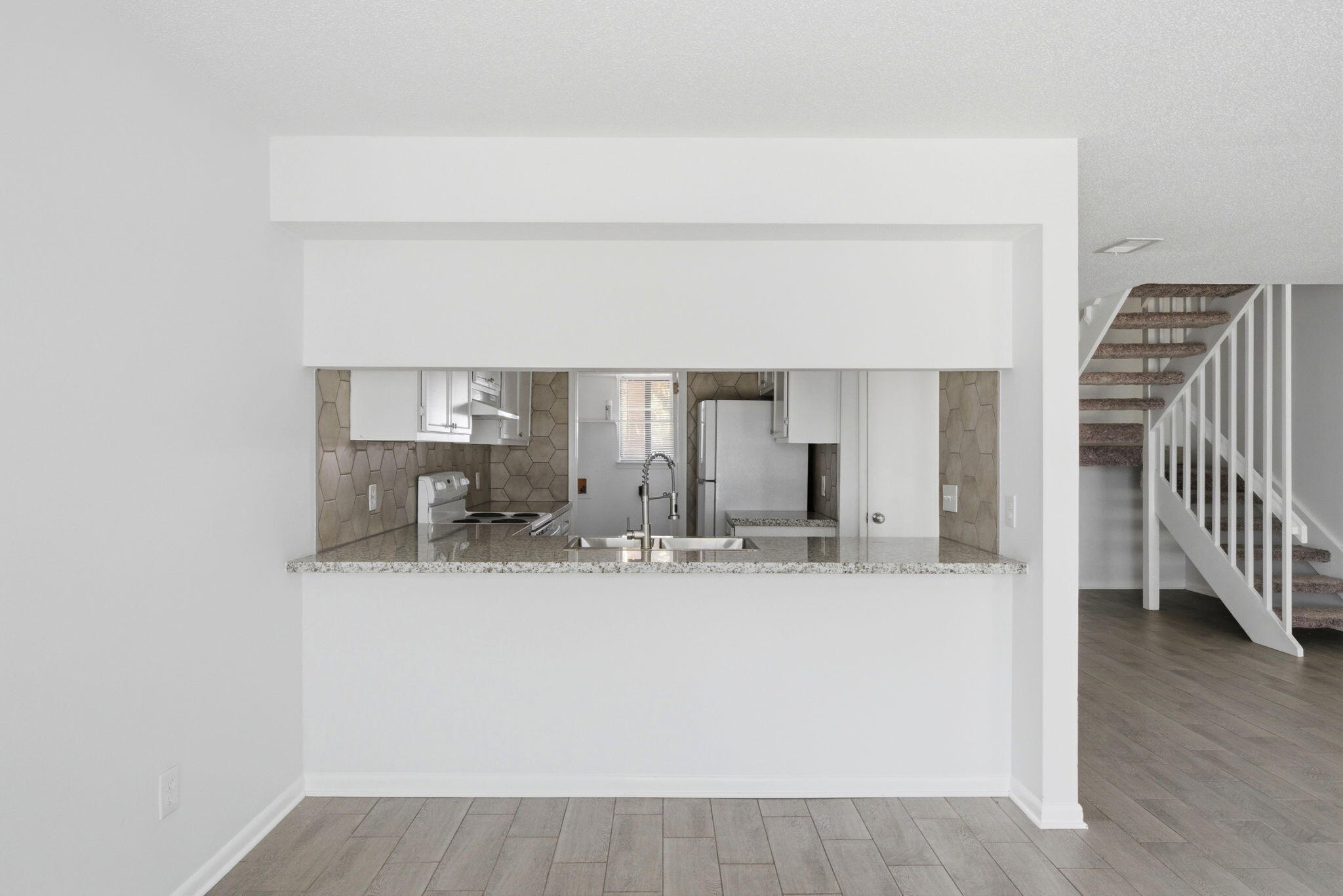 PINE RIDGE - Residential Lease