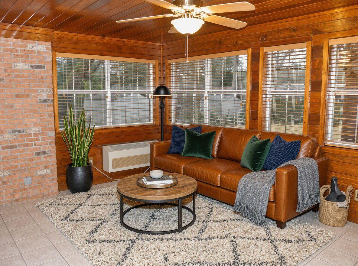 COLONY ESTATES - Residential Lease