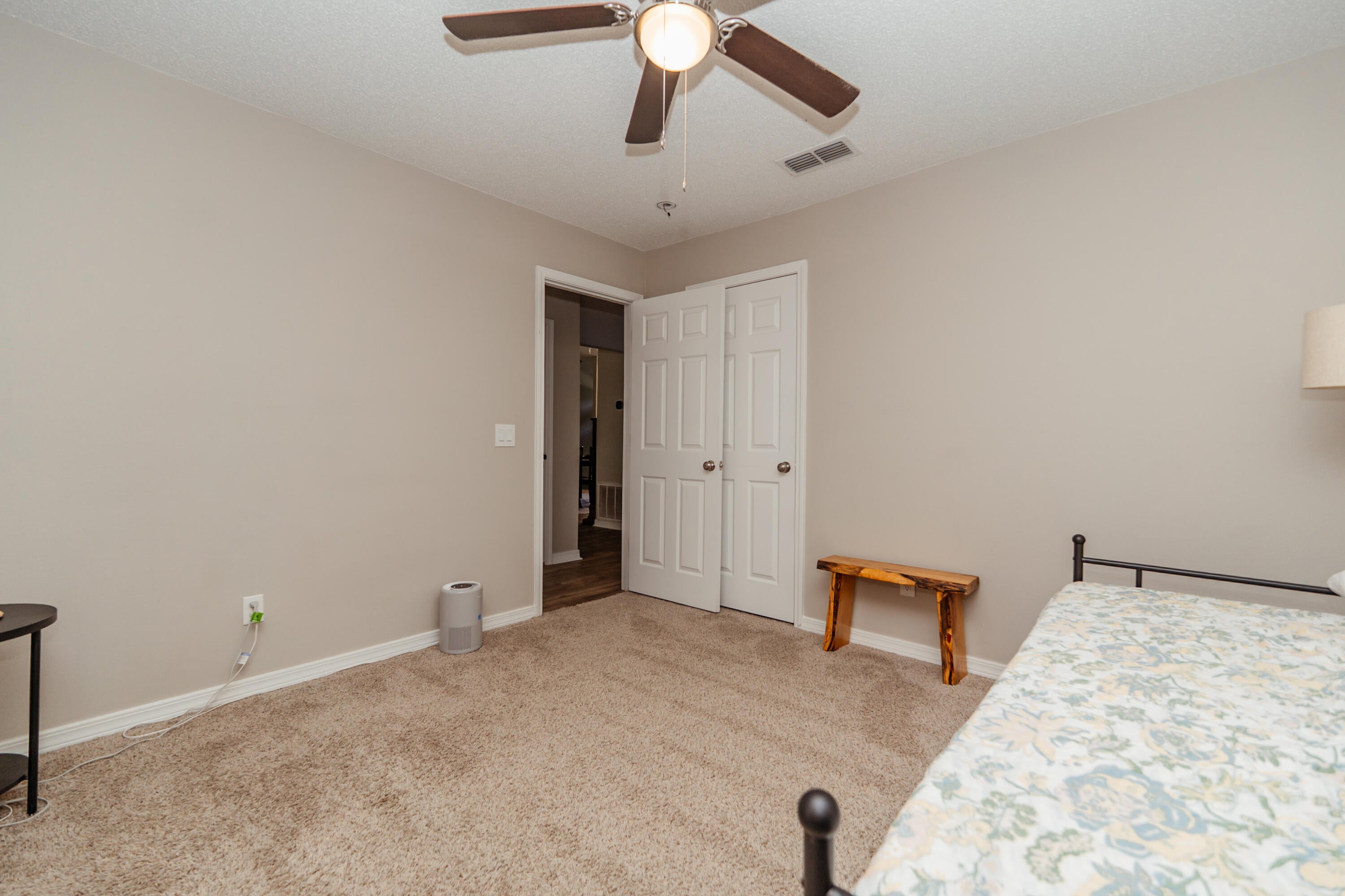 COUNTRYVIEW ESTATES 10TH ADDN - Residential Lease