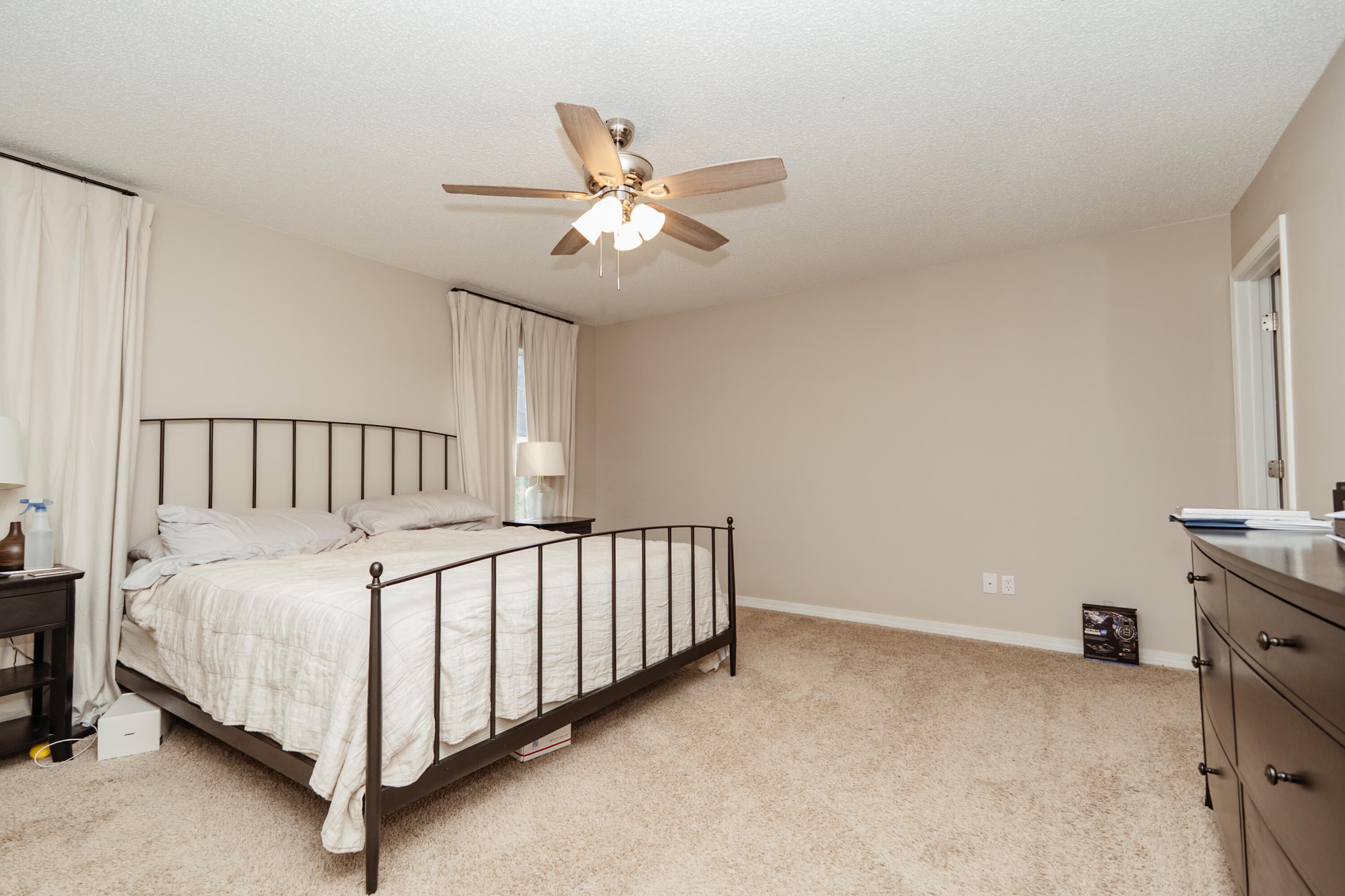 COUNTRYVIEW ESTATES 10TH ADDN - Residential Lease
