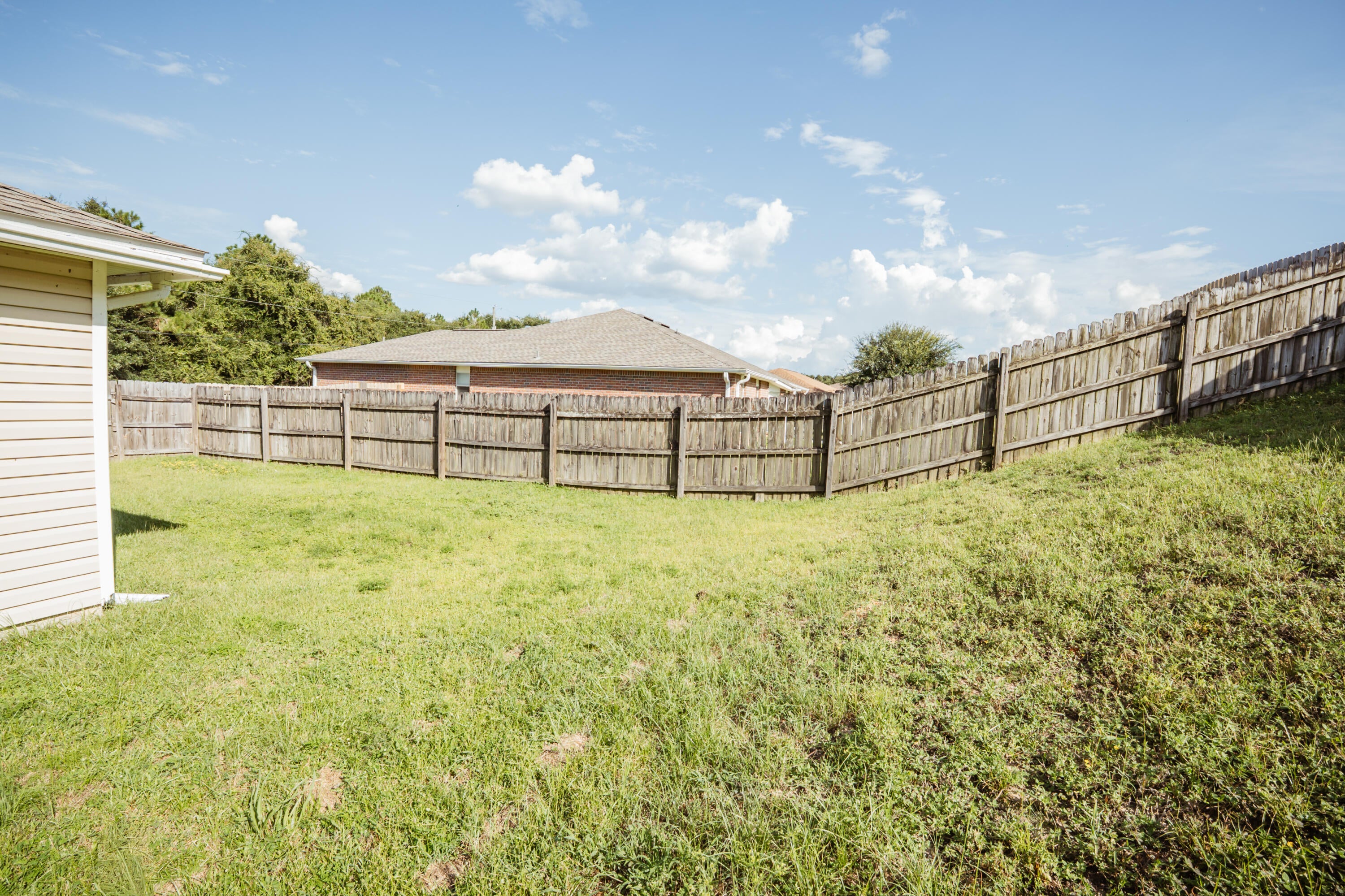 COUNTRYVIEW ESTATES 10TH ADDN - Residential Lease