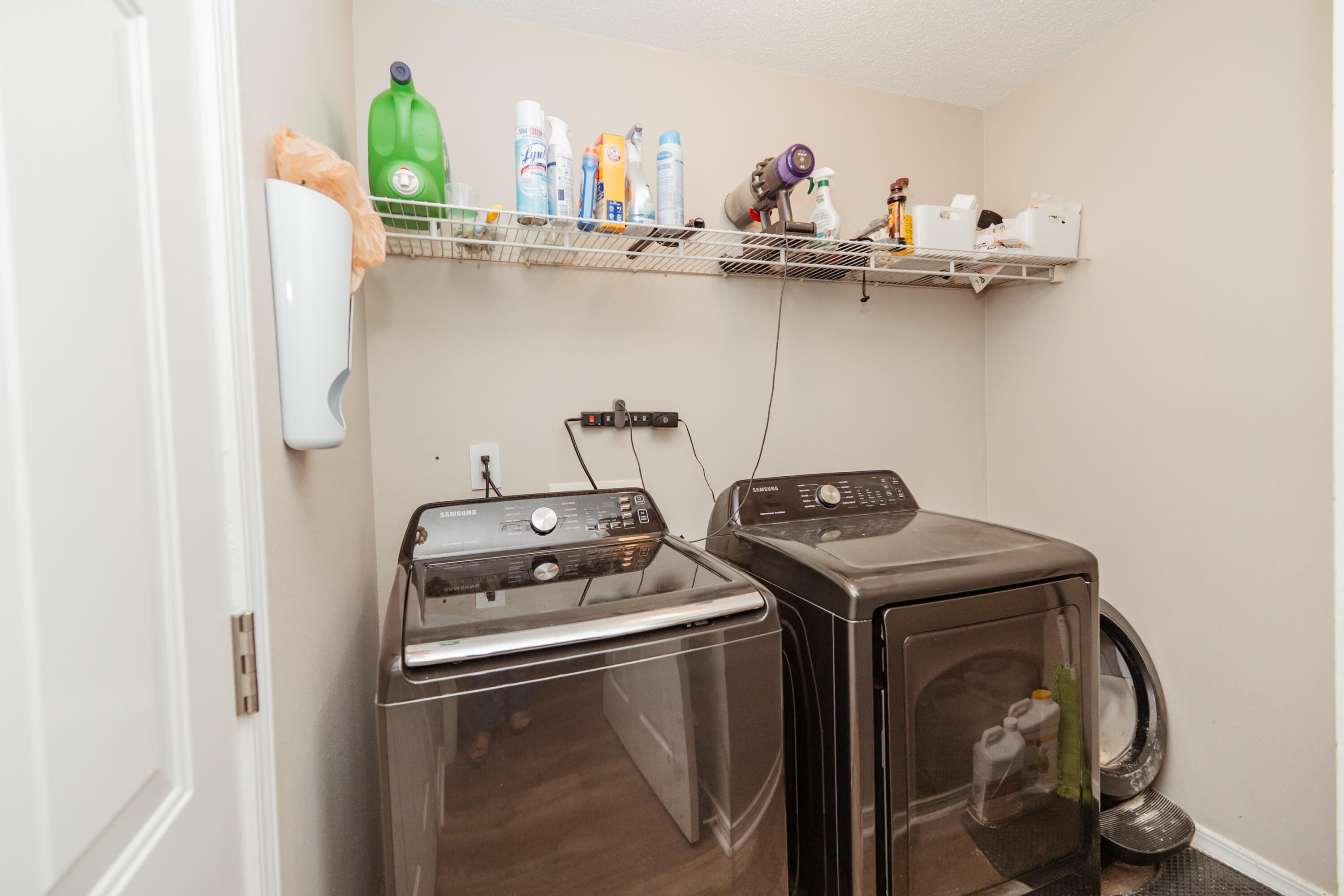 COUNTRYVIEW ESTATES 10TH ADDN - Residential Lease