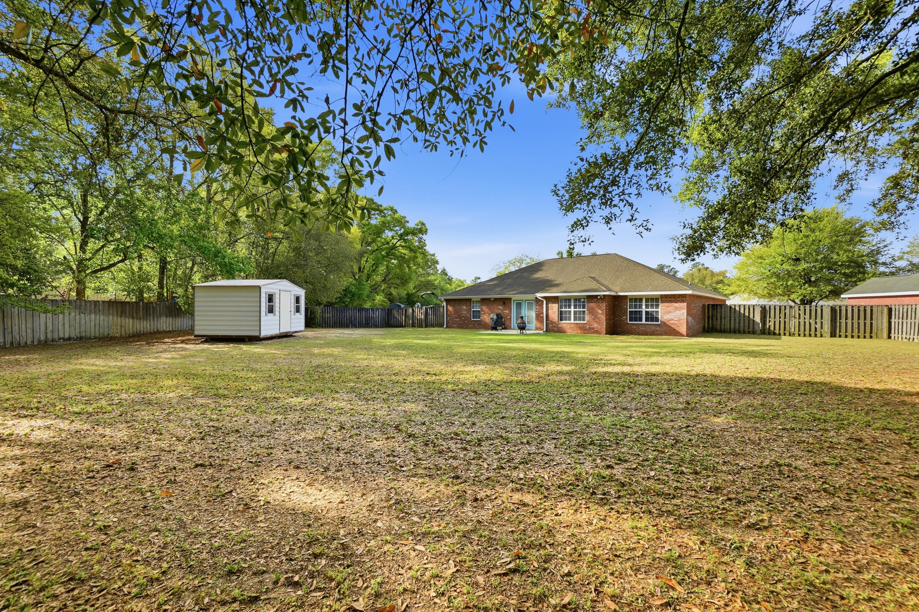LEE FARM - Residential
