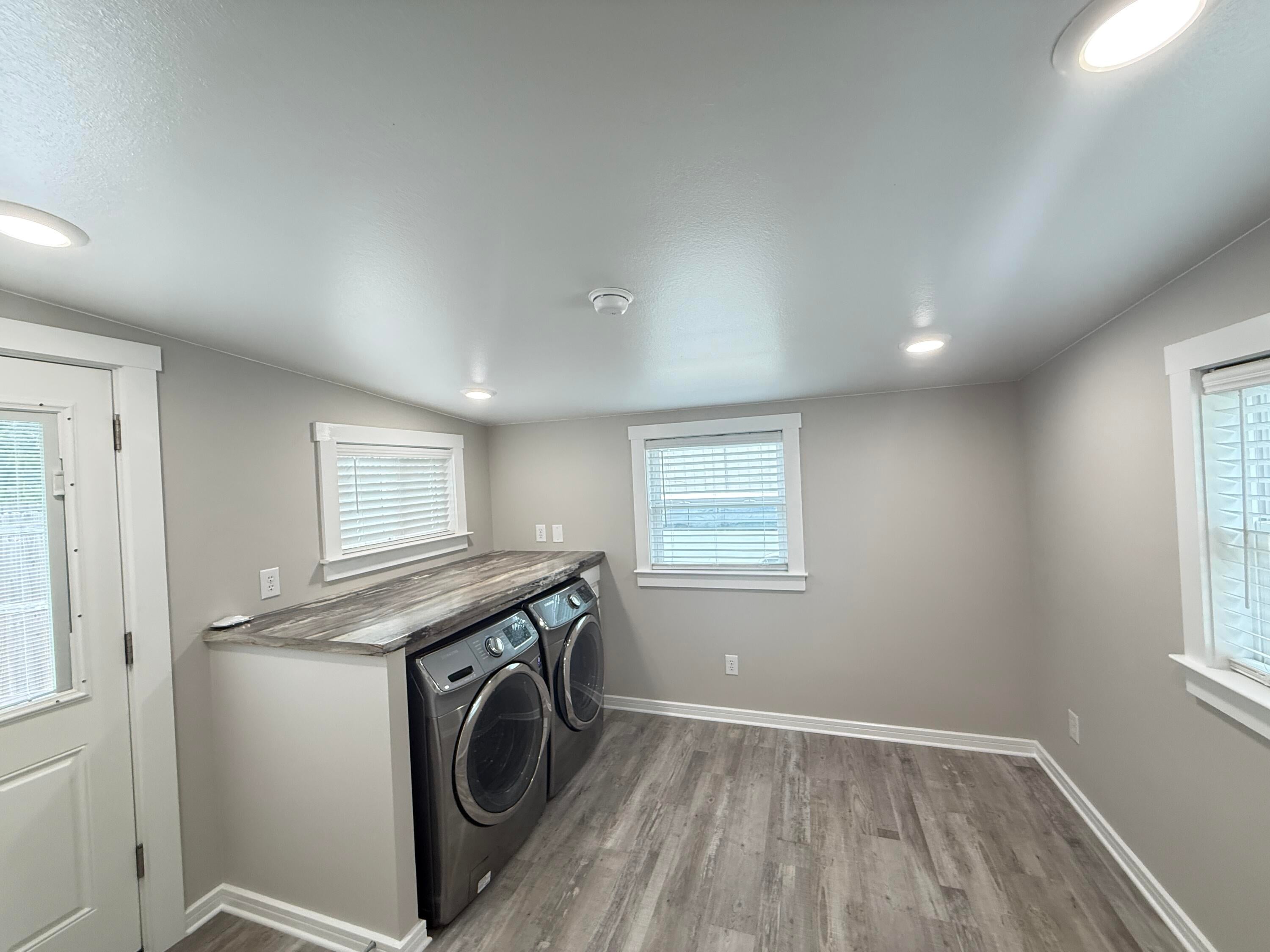 ROSEMONT S/D LOTS 13 TO 15 INC BLK E - Residential Lease