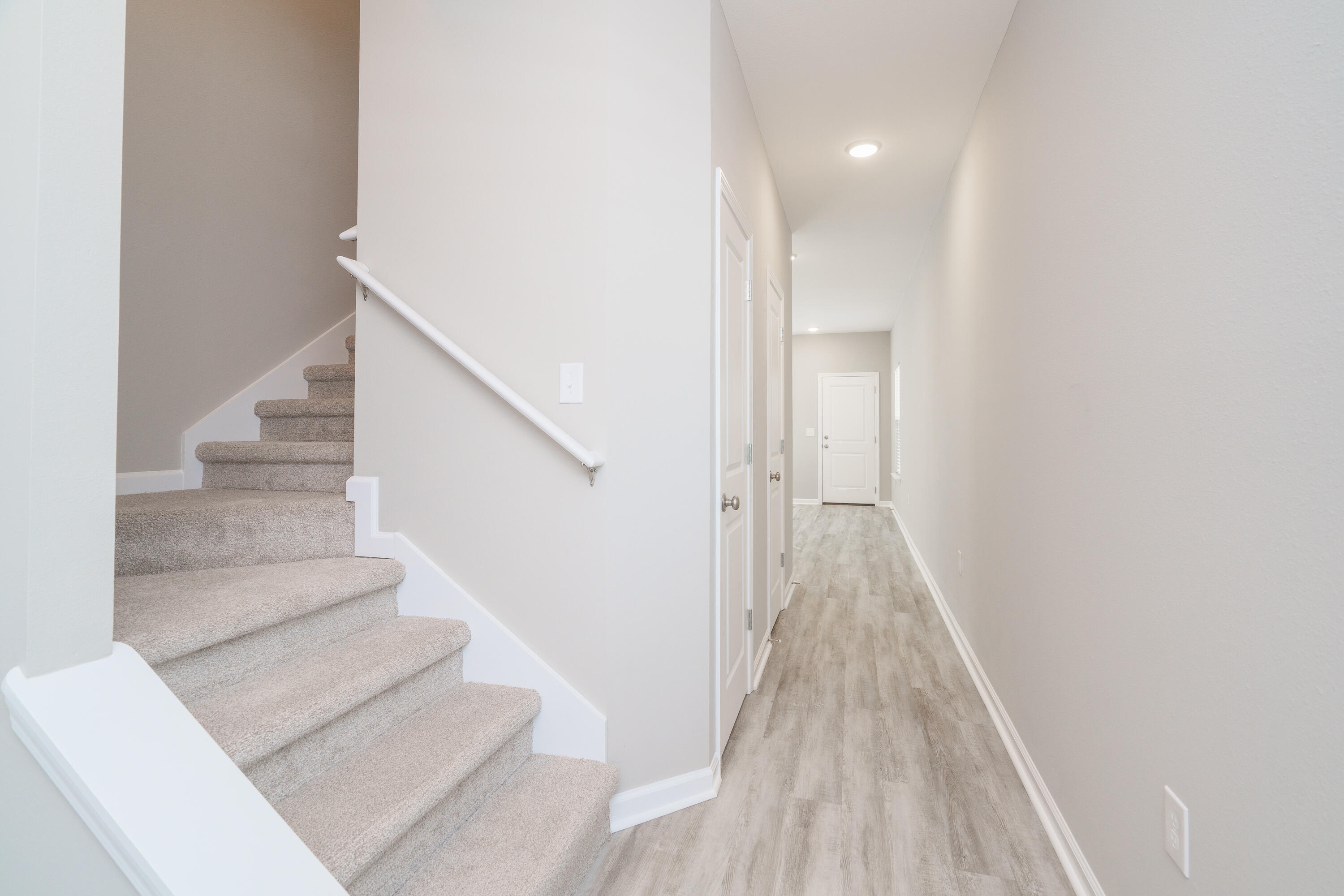 HELMS & ALLEN - Residential Lease