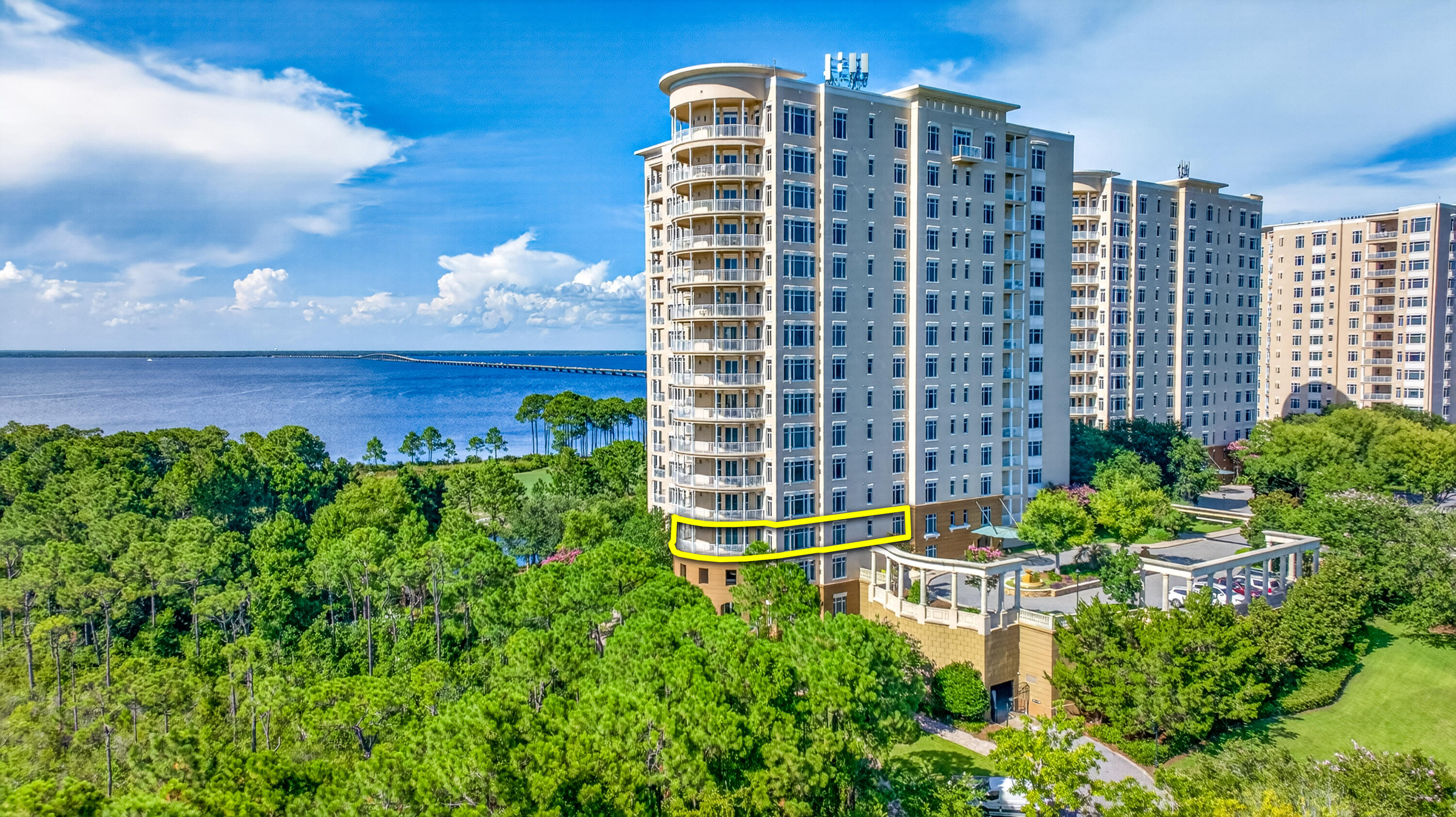 ONE WATER PLACE - Residential