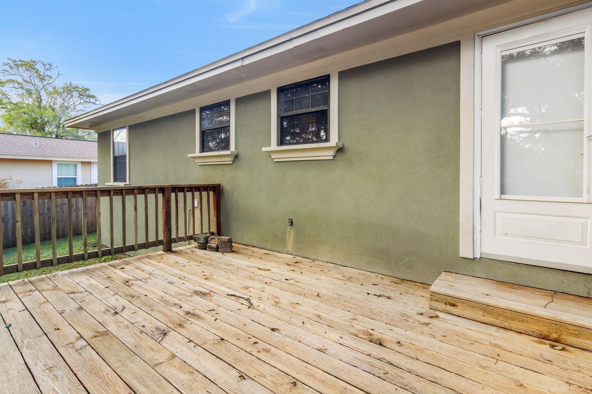 HELMS & ALLEN - Residential Lease