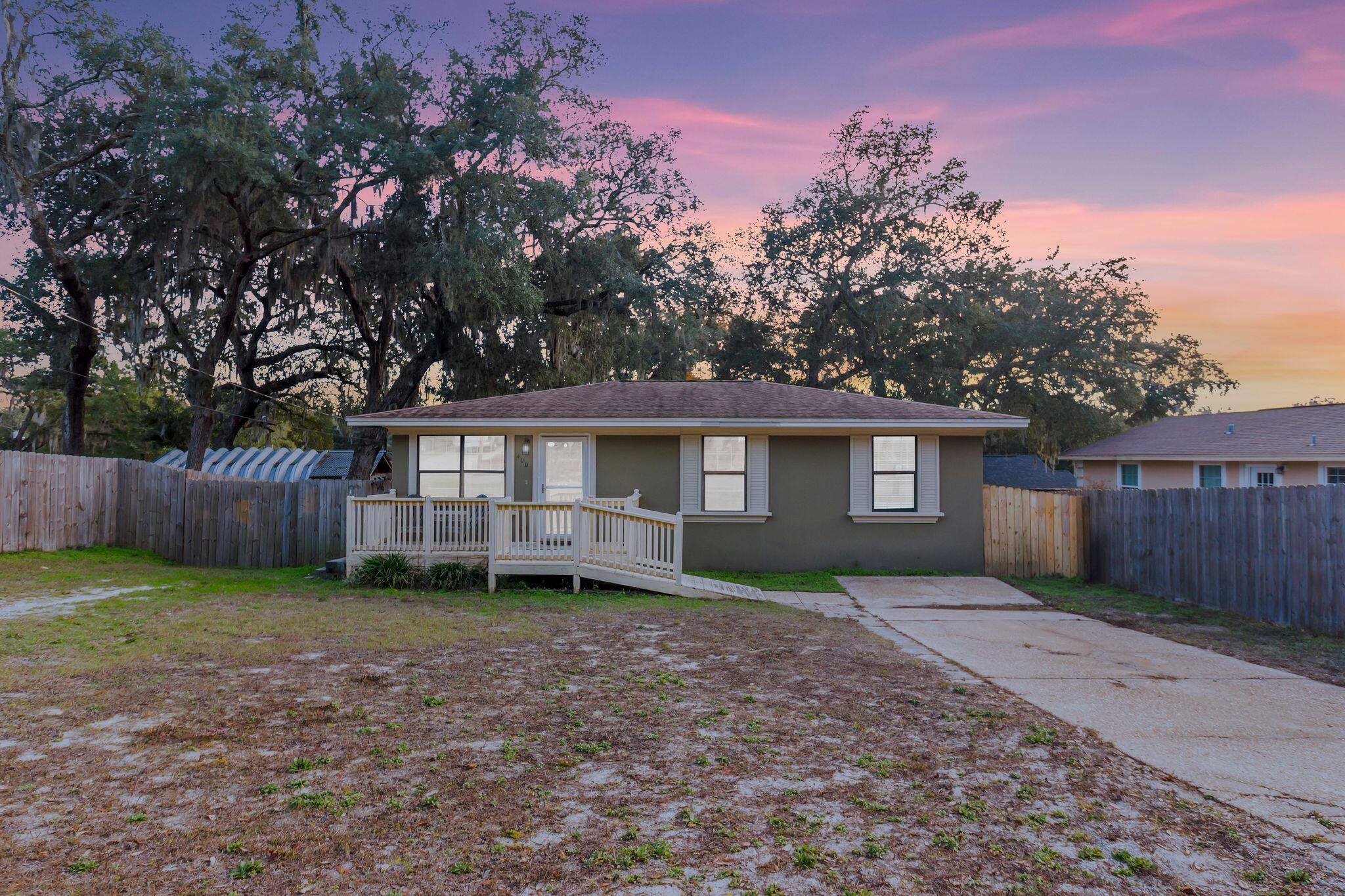 HELMS & ALLEN - Residential Lease