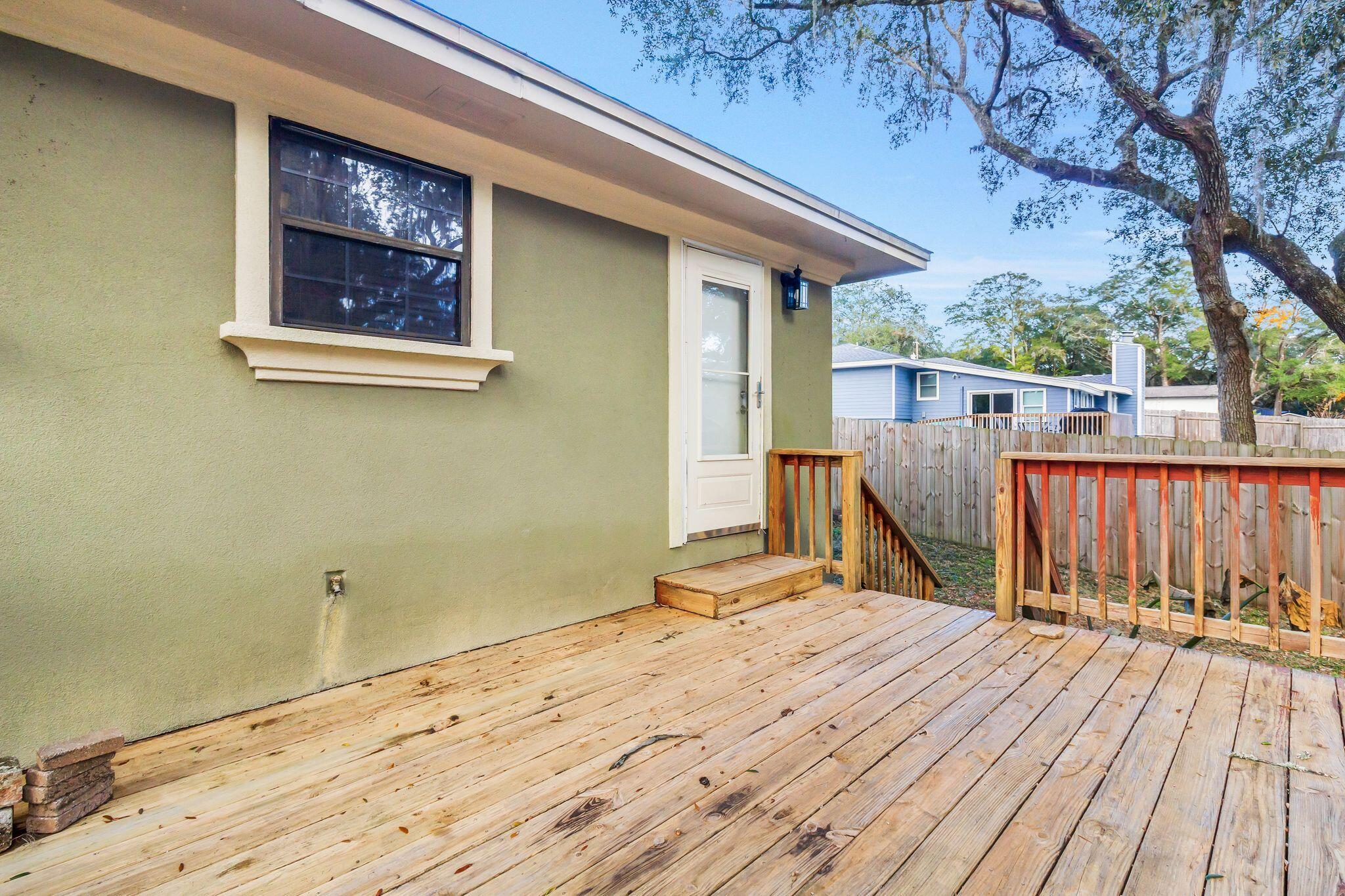HELMS & ALLEN - Residential Lease