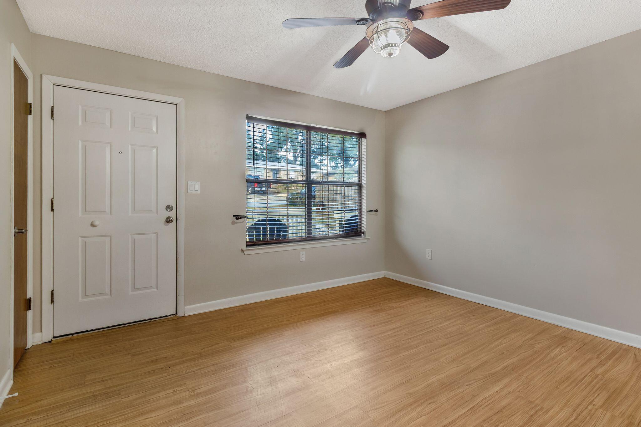 HELMS & ALLEN - Residential Lease