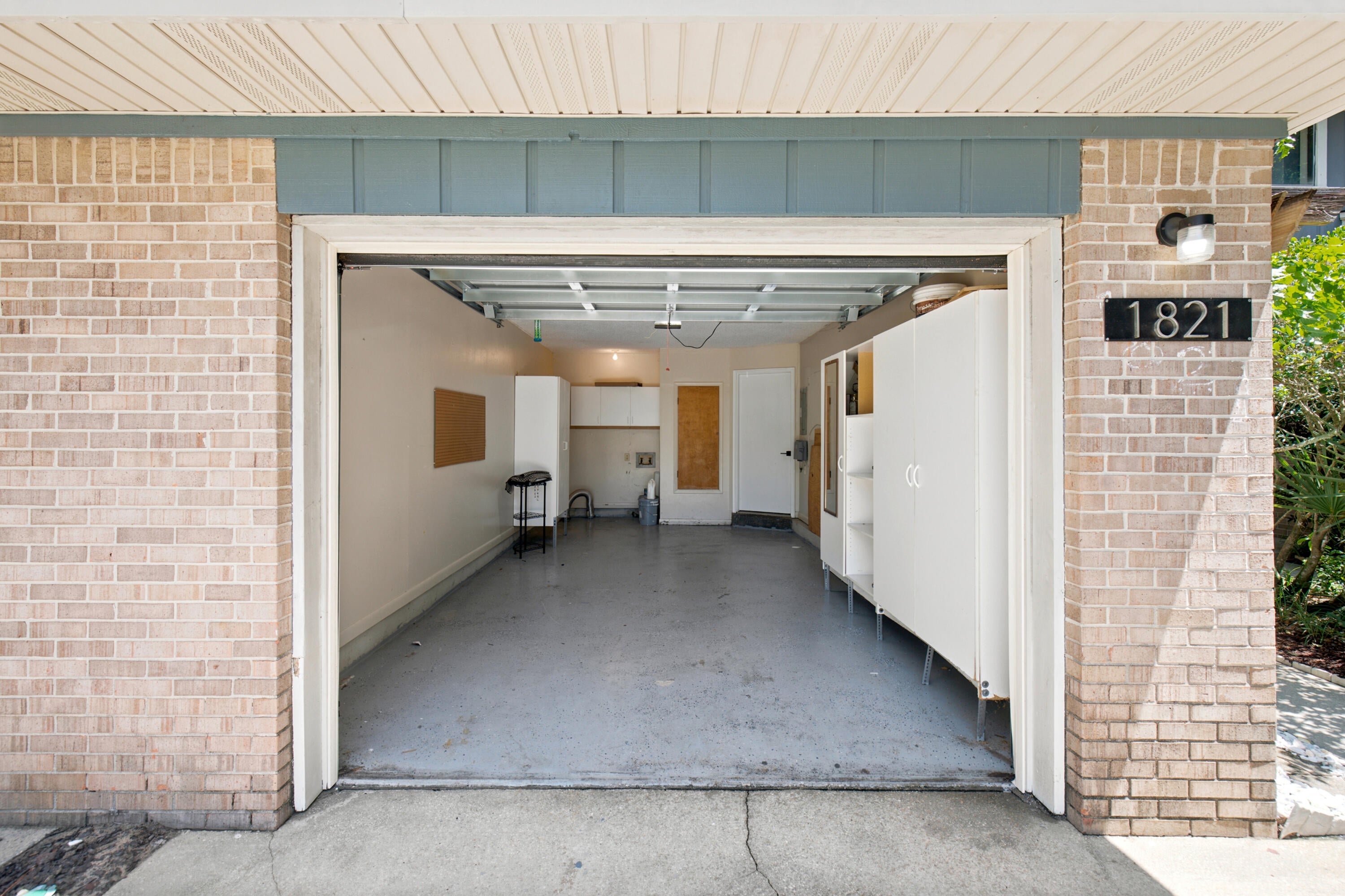 Rocky Bayou T/H - Residential