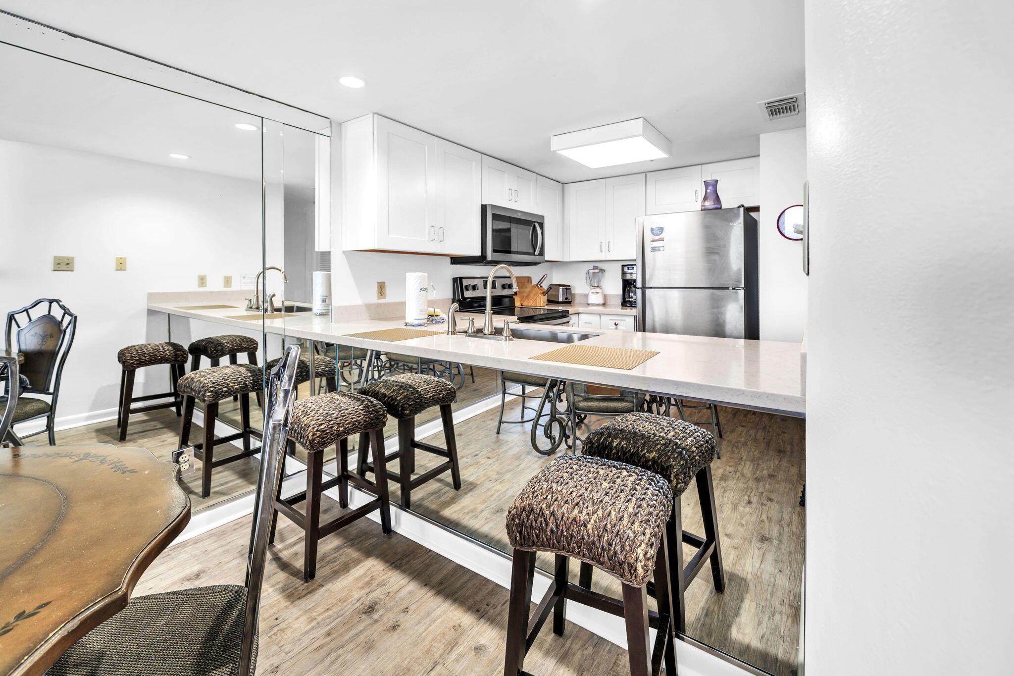 ONE SEAGROVE PLACE CONDO - Residential