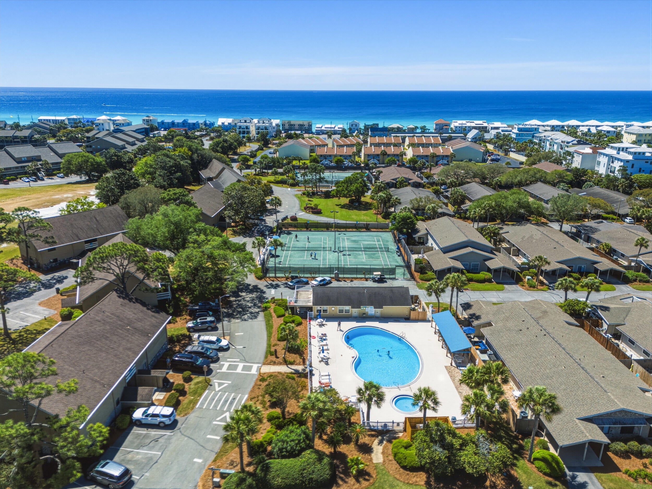 SEASCAPE CONDO GARDEN VILLA - Residential