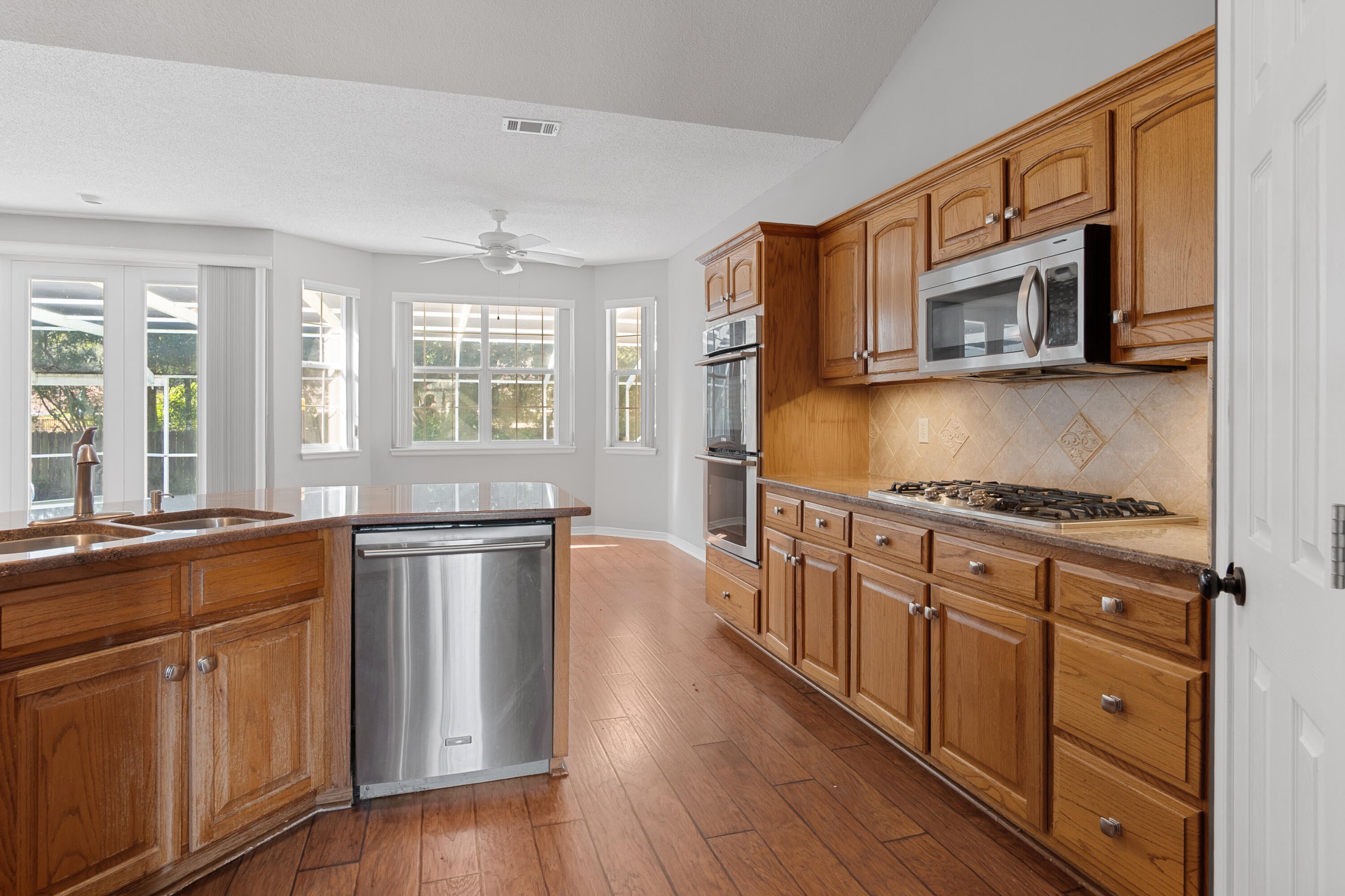 ROYAL OAKS S/D - Residential