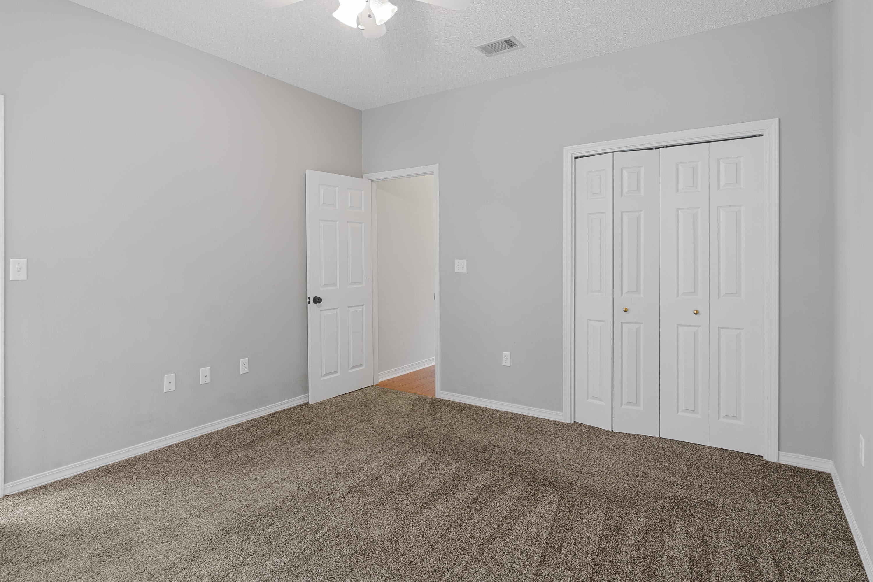 ROYAL OAKS S/D - Residential