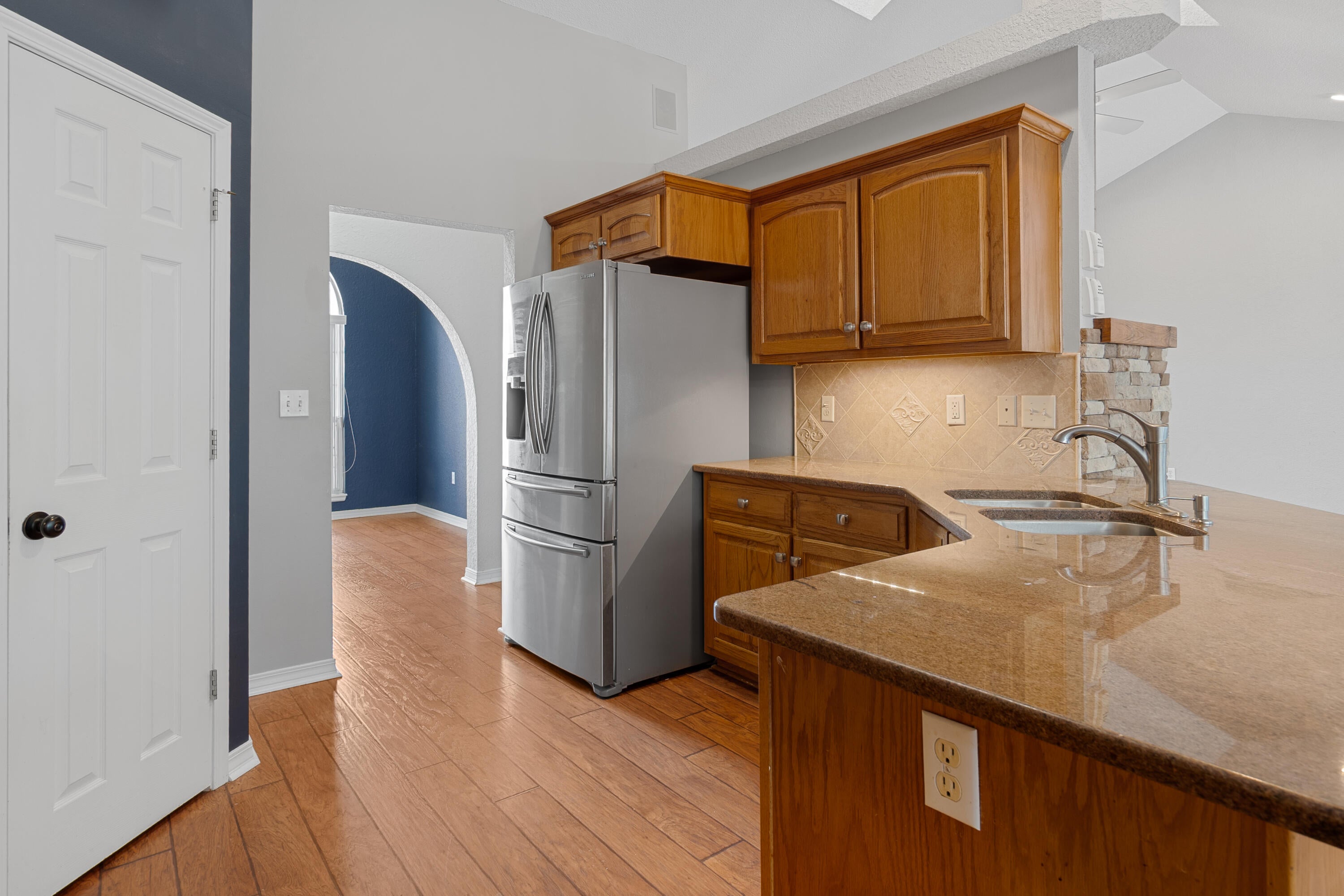 ROYAL OAKS S/D - Residential