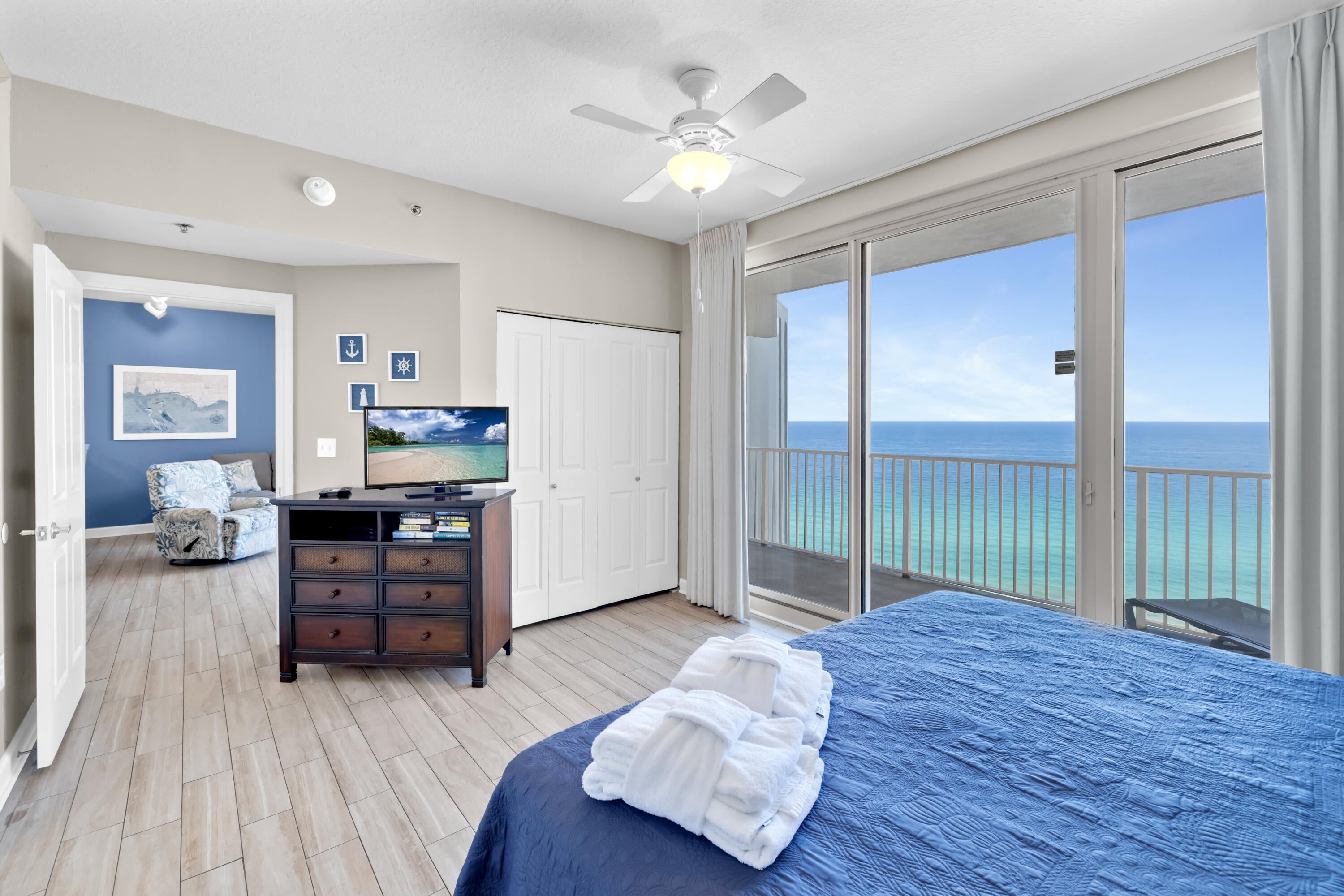 SHORES OF PANAMA - Residential