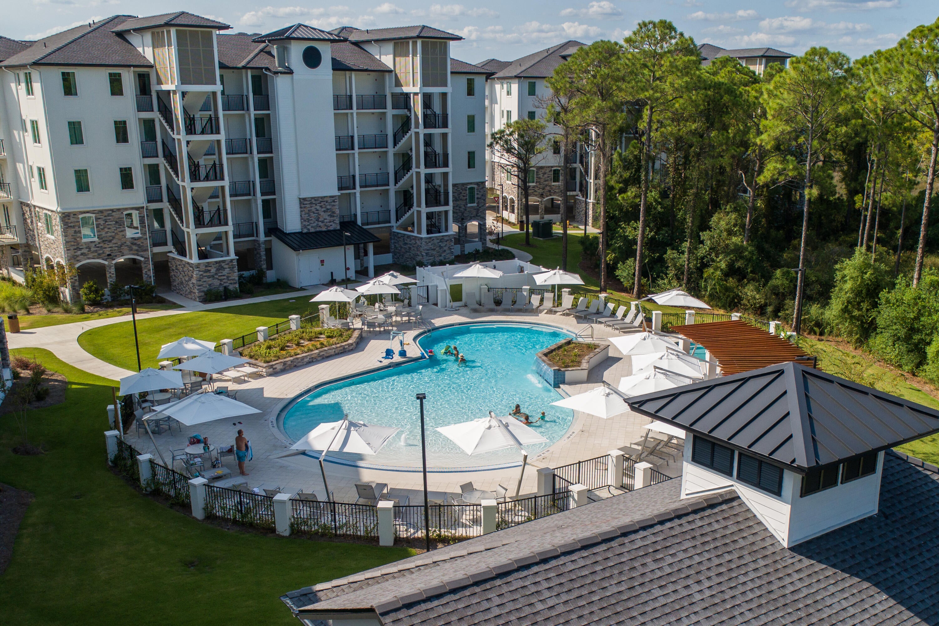 OSPREY POINTE - Residential