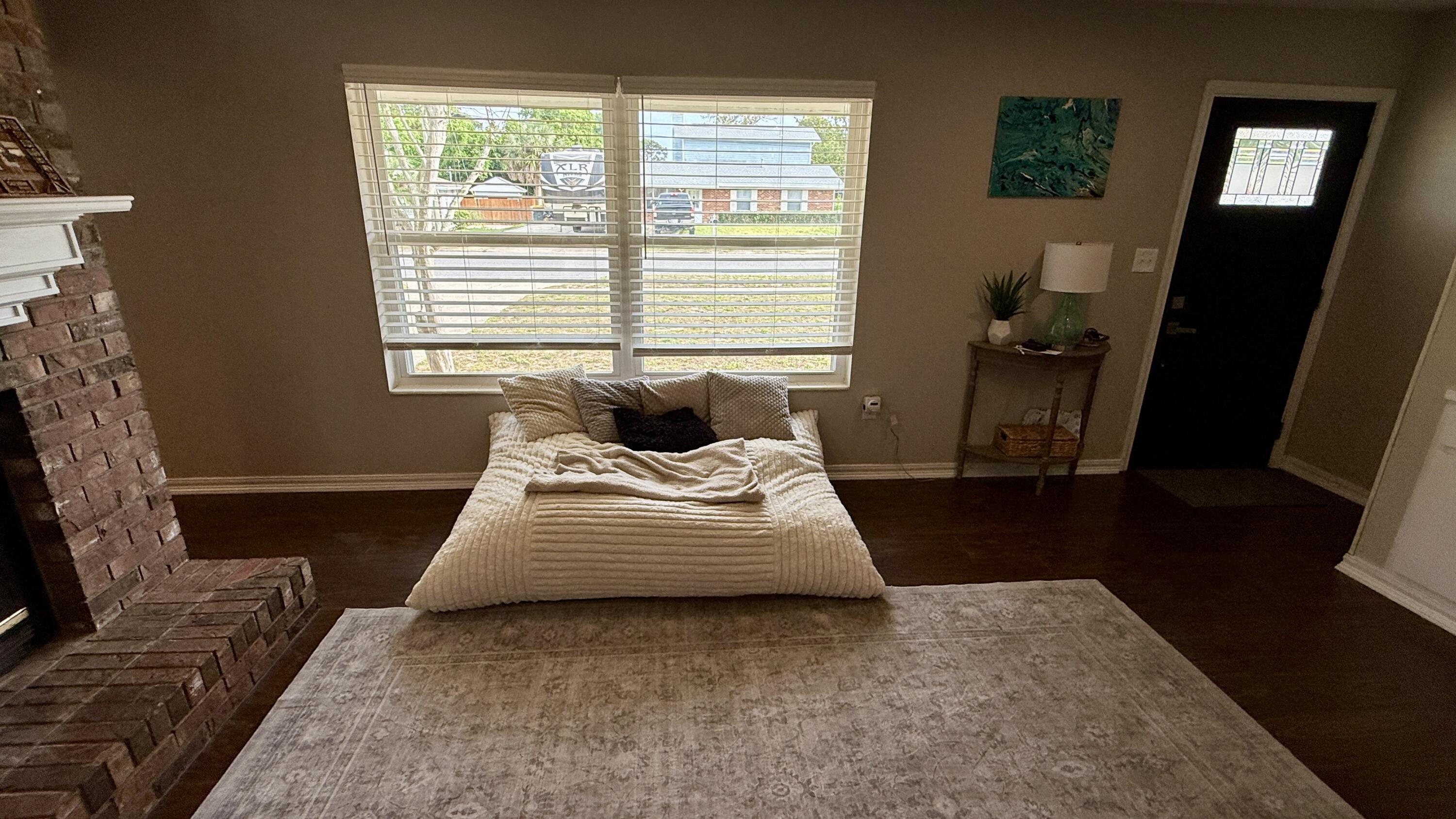 YACHT CLUB ESTATES - Residential