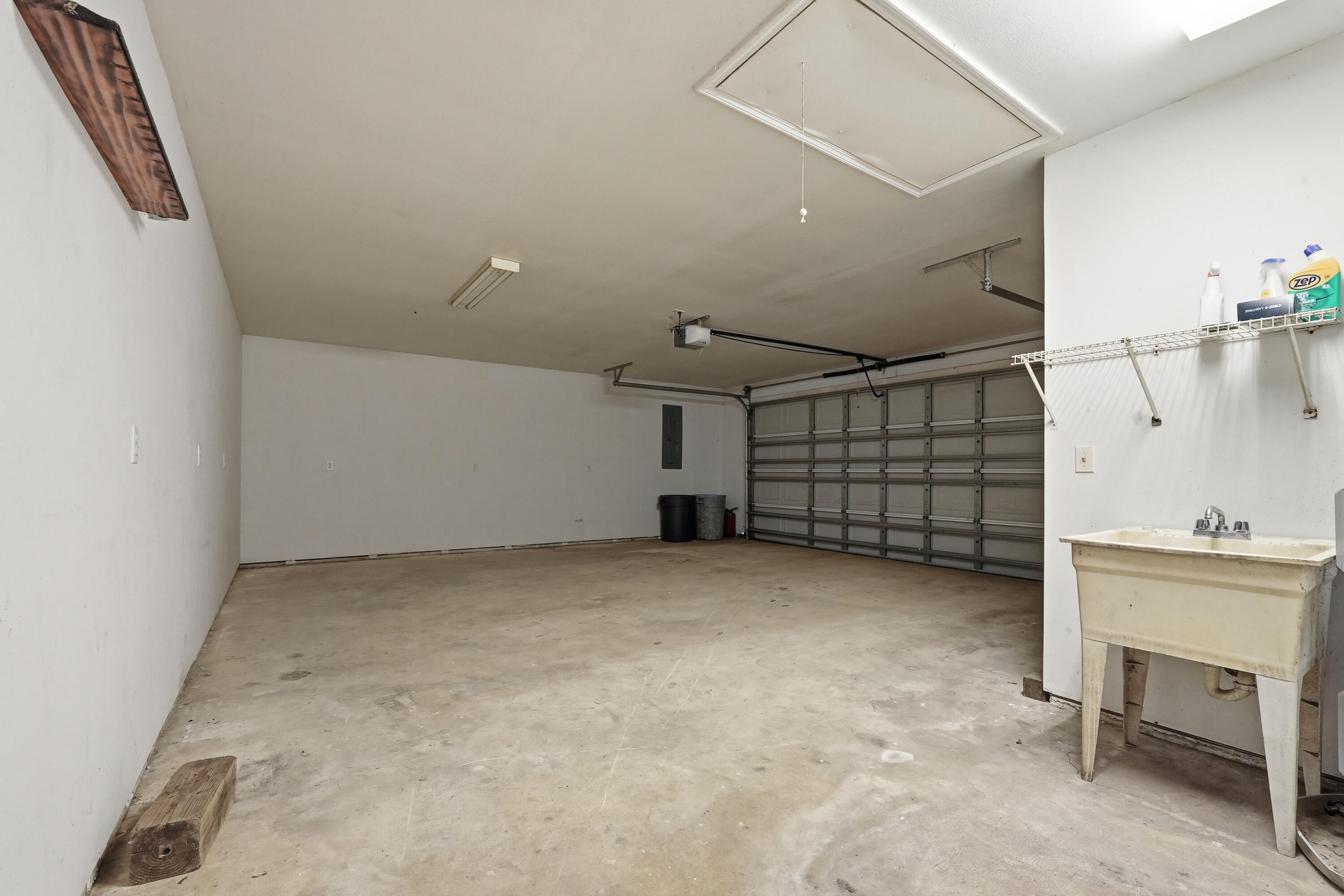 METES & BOUNDS - Residential Lease