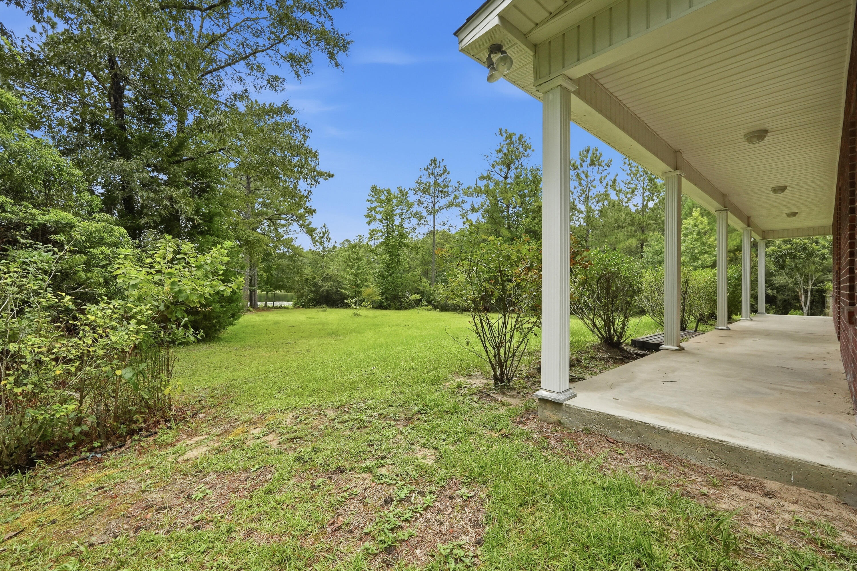 METES & BOUNDS - Residential Lease