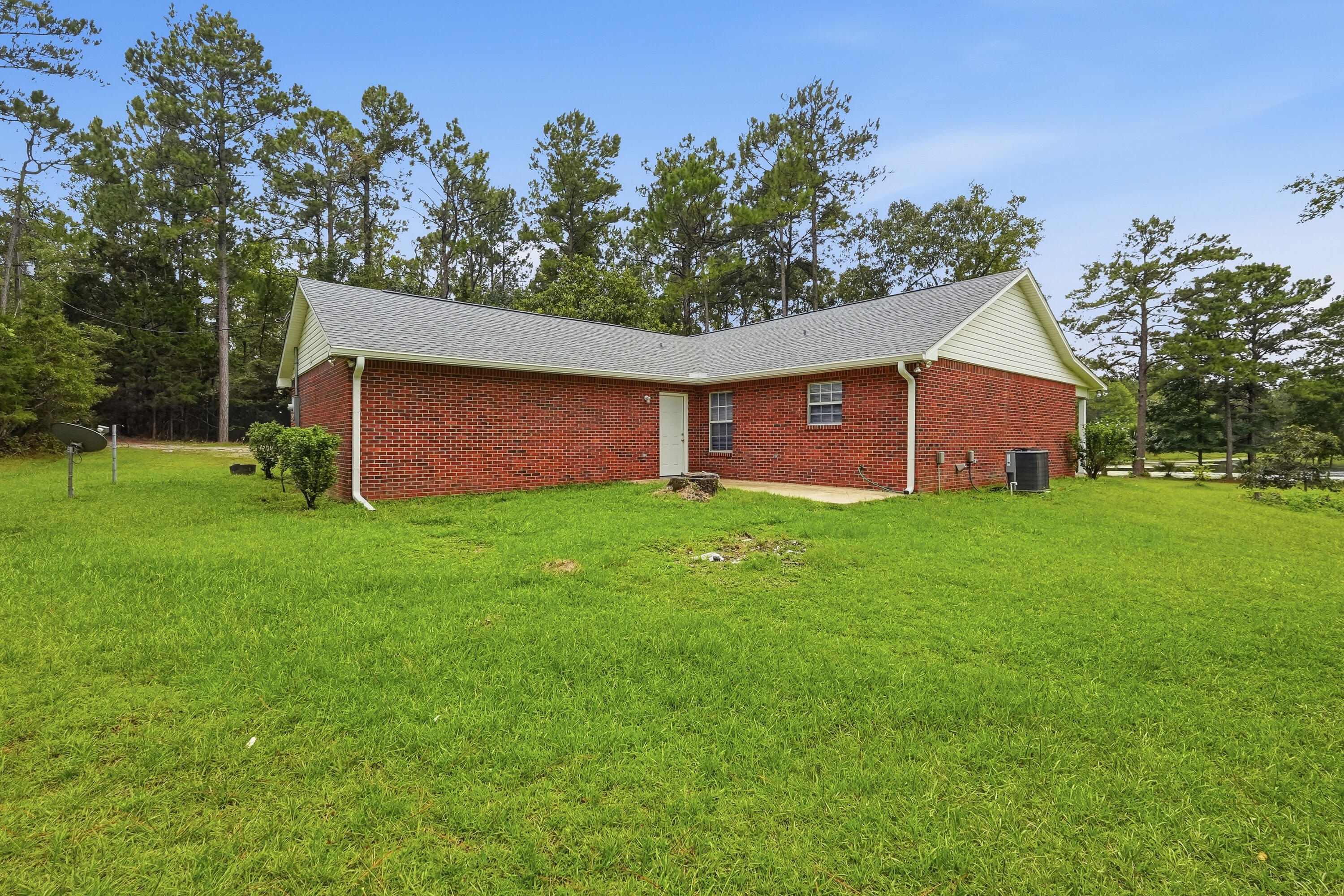 METES & BOUNDS - Residential Lease