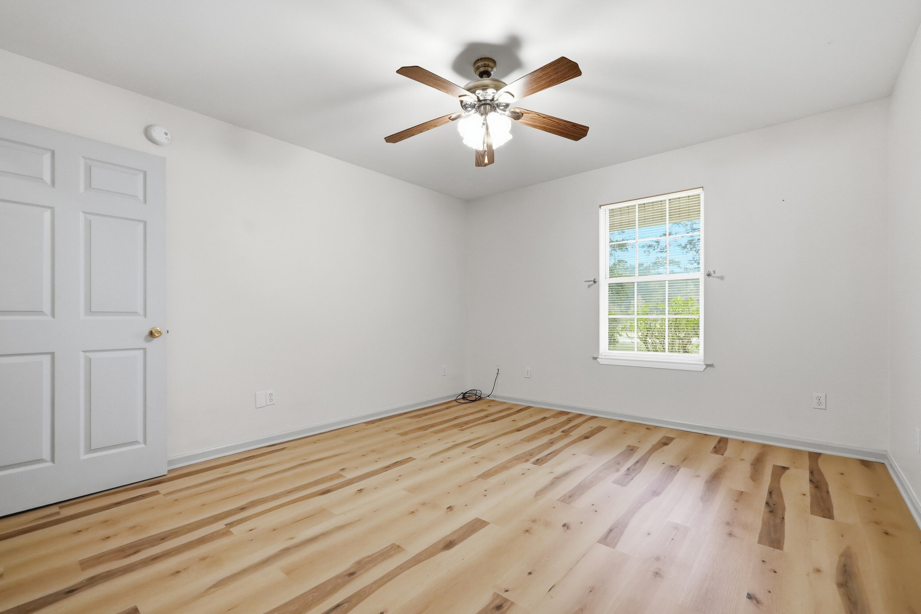 METES & BOUNDS - Residential Lease