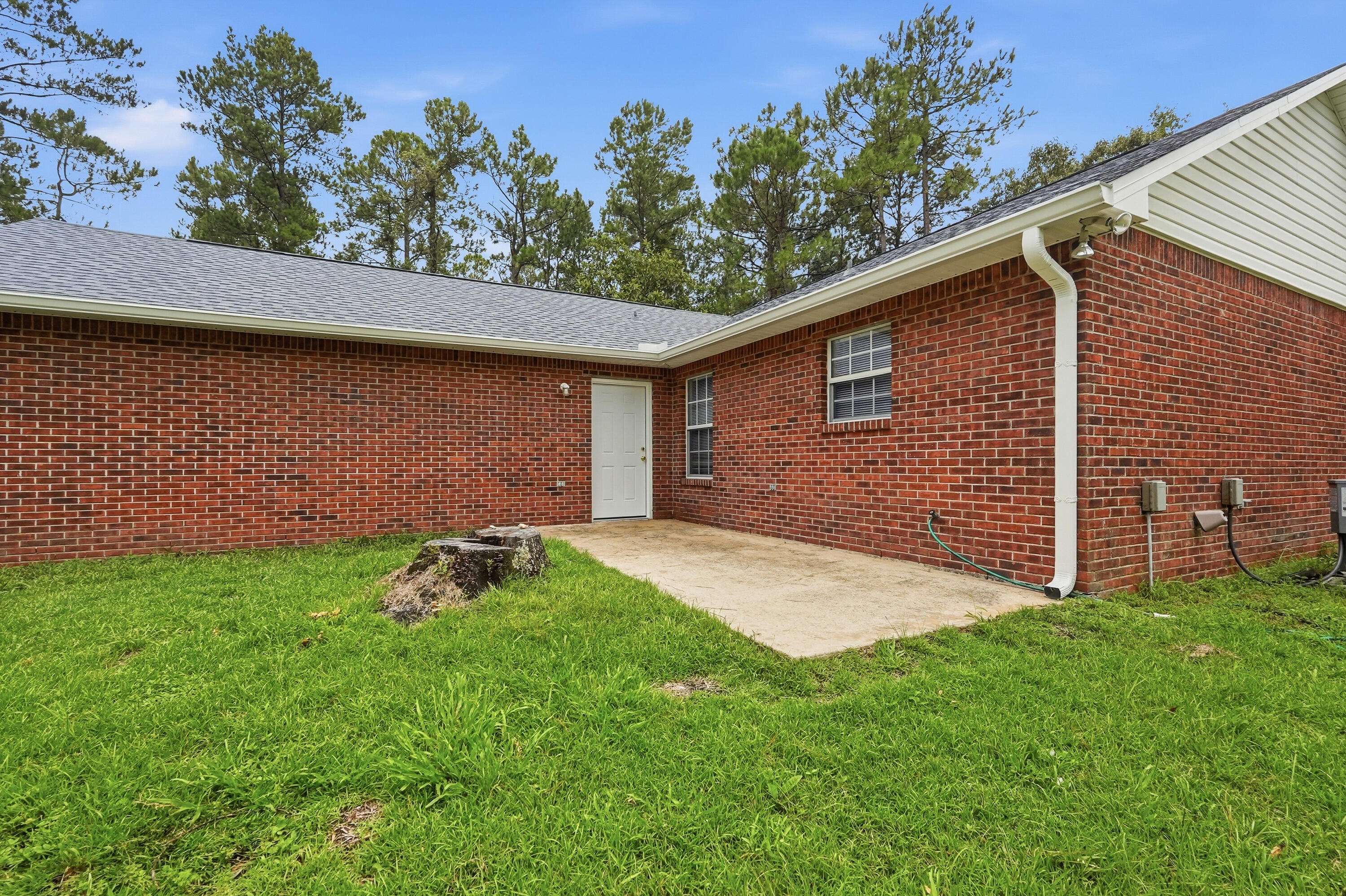 METES & BOUNDS - Residential Lease