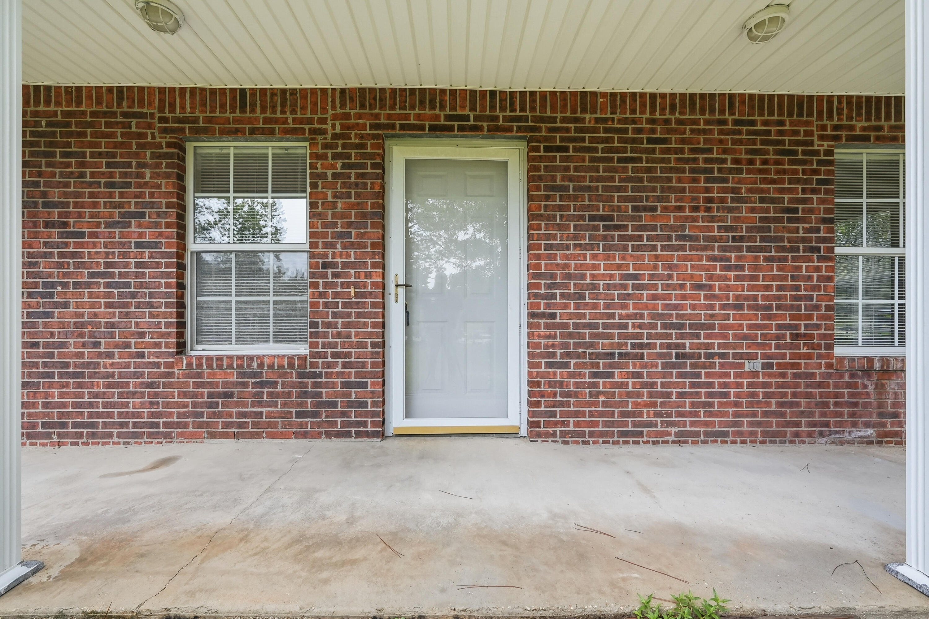 METES & BOUNDS - Residential Lease