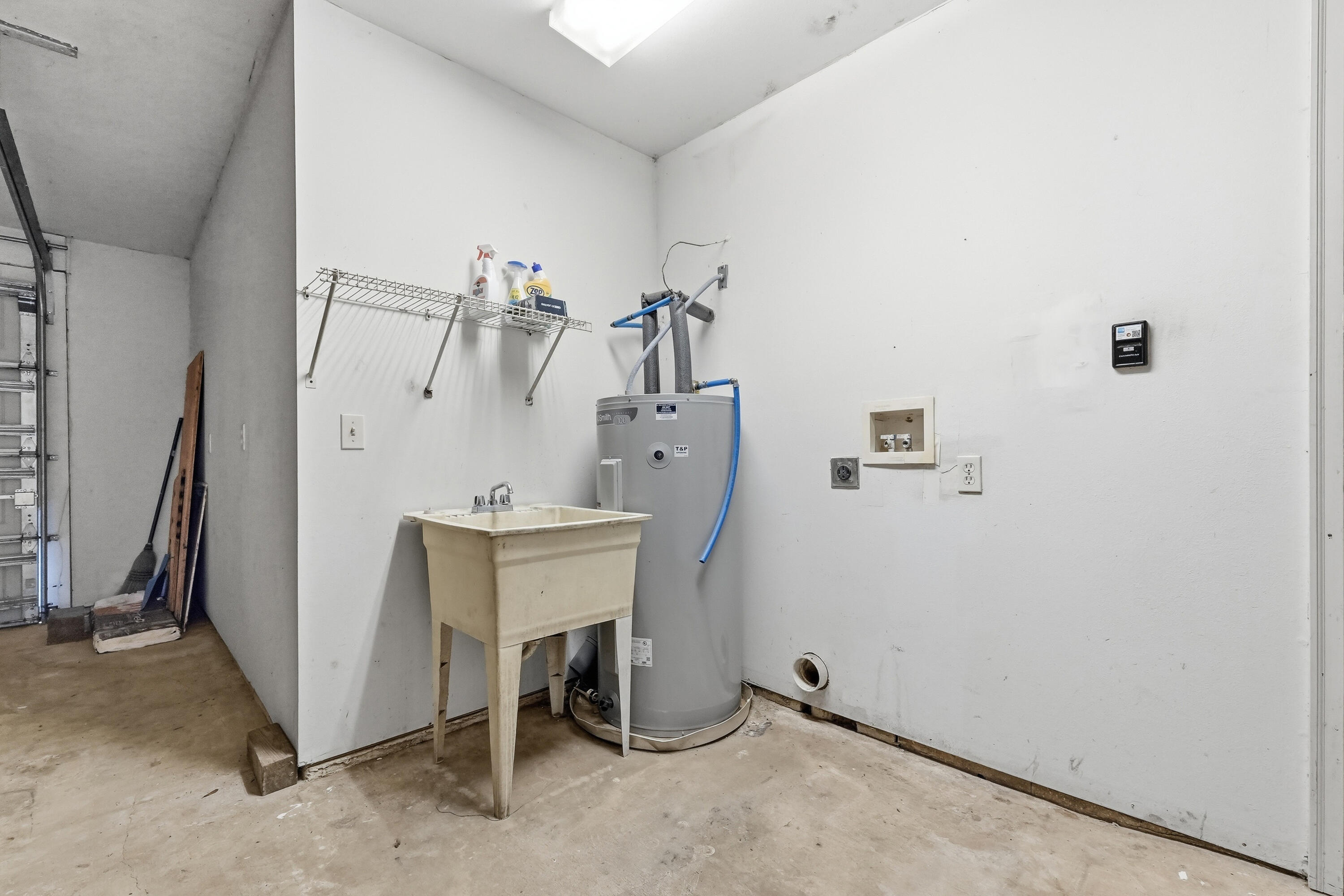 METES & BOUNDS - Residential Lease