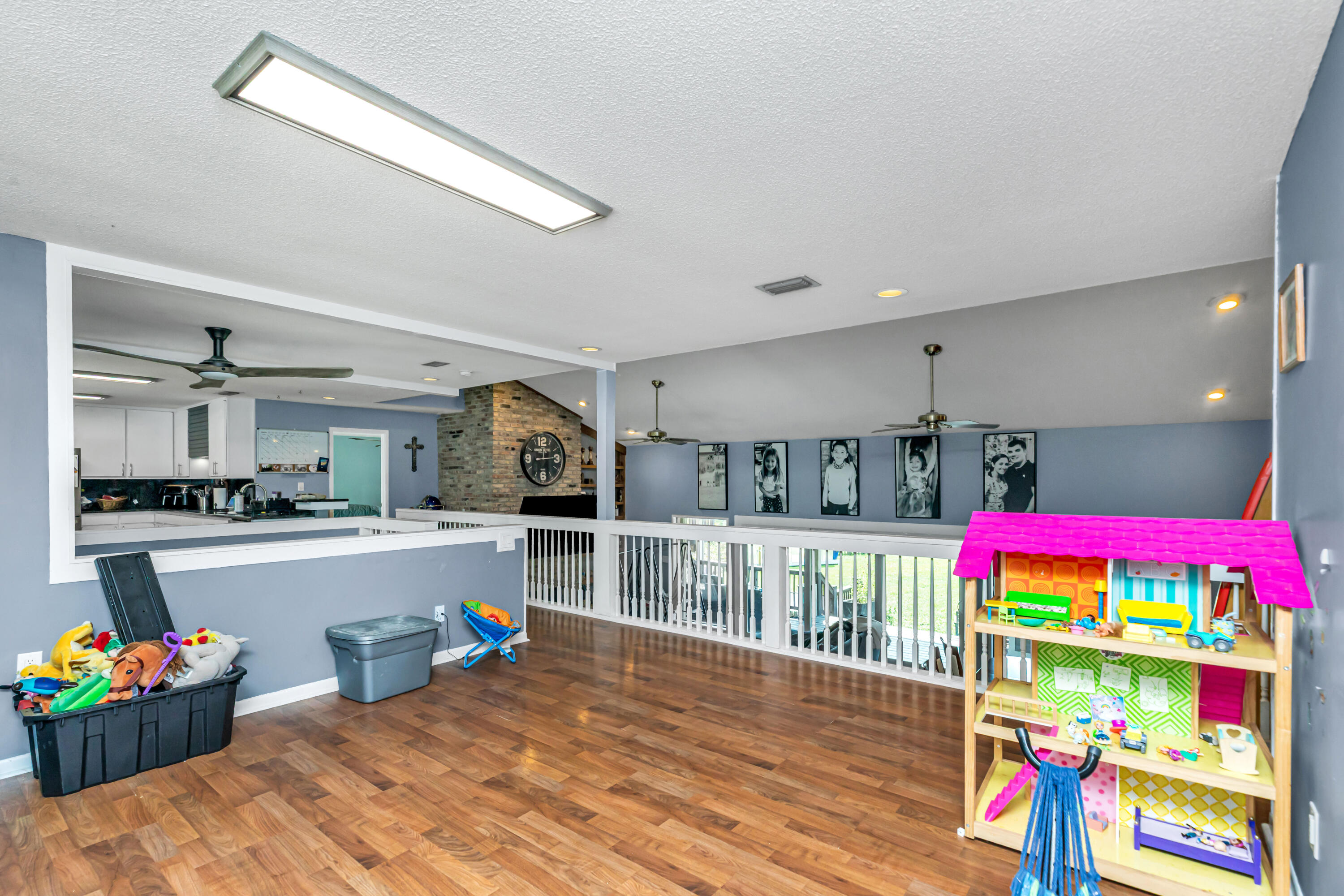 LAKE LORRAINE ESTATES - Residential