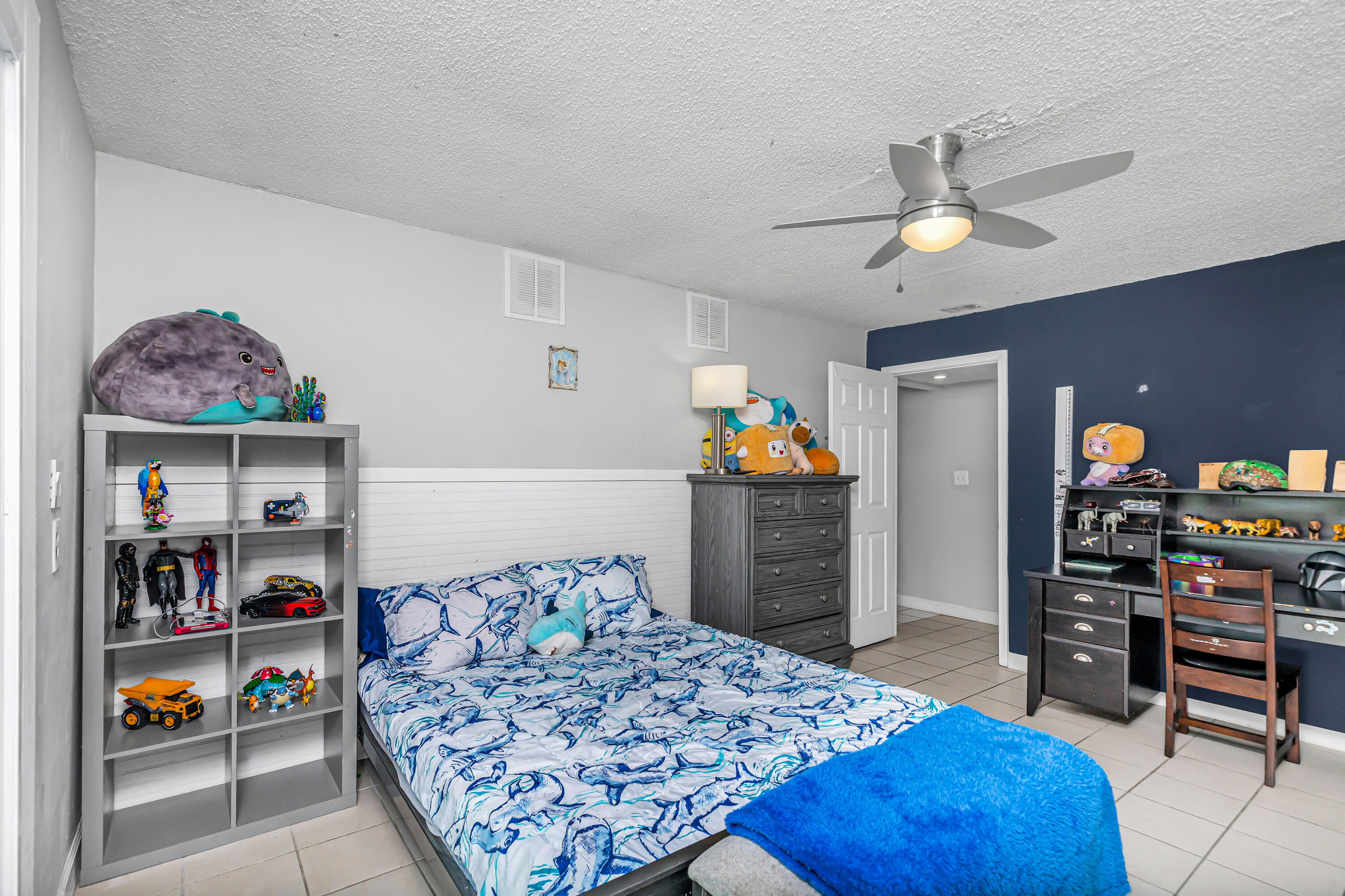 LAKE LORRAINE ESTATES - Residential